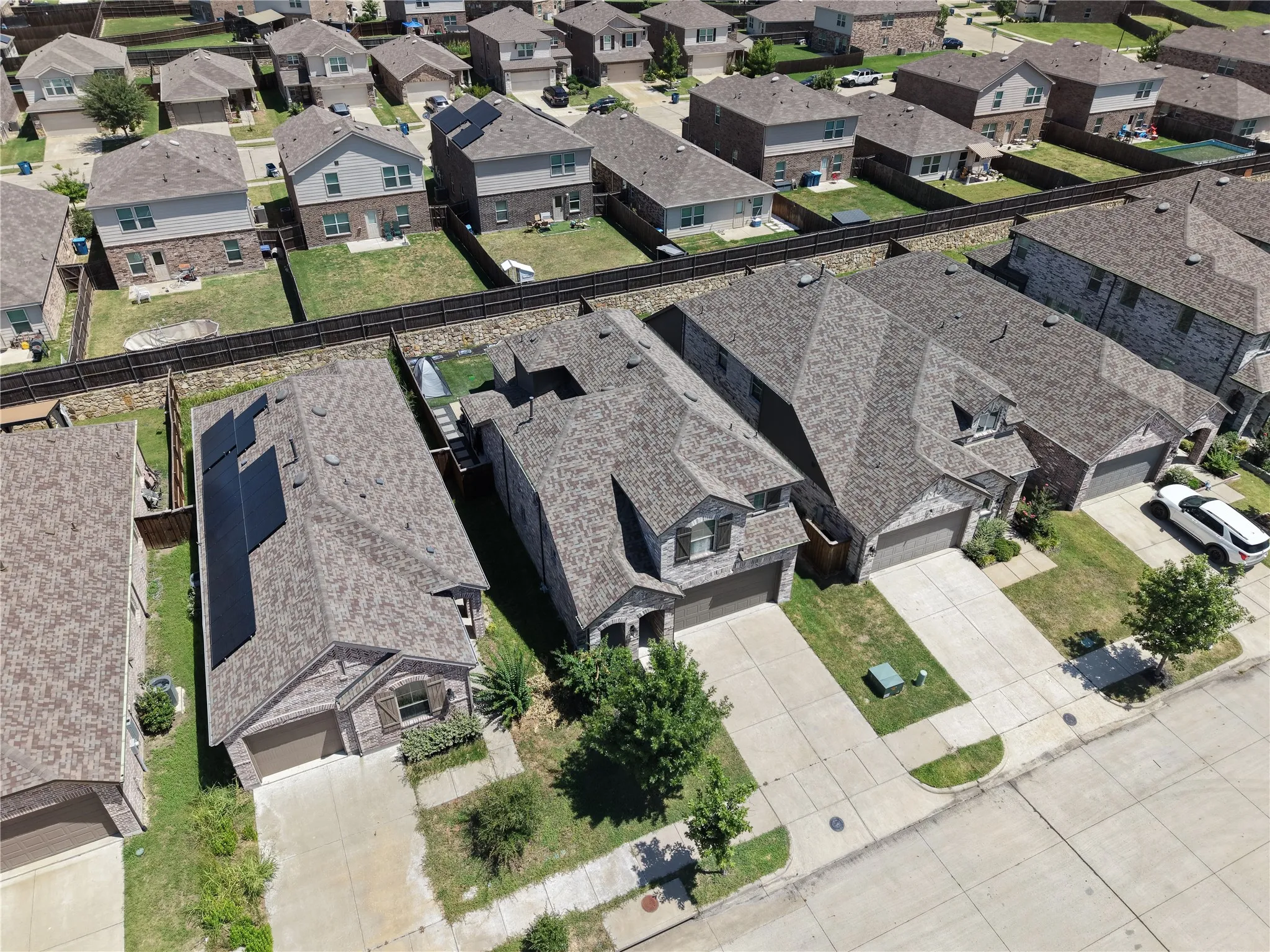 Single Family Residence For Rent in Kaufman County , 2384 Neff Lane, Forney, Texas 75126, 4 Bedroom, 4 Bathroom, 2 Garage spaces, 2,414 Sqft, built in 2022, mls#21344514, Real Estate Agent in Forney, Homes For Rent in Kaufman county, Homes For Rent in Forney, Realtor in Forney Texas, Real Estate Brokerage Independent Realty Texas, Luminita Cordes Realtor