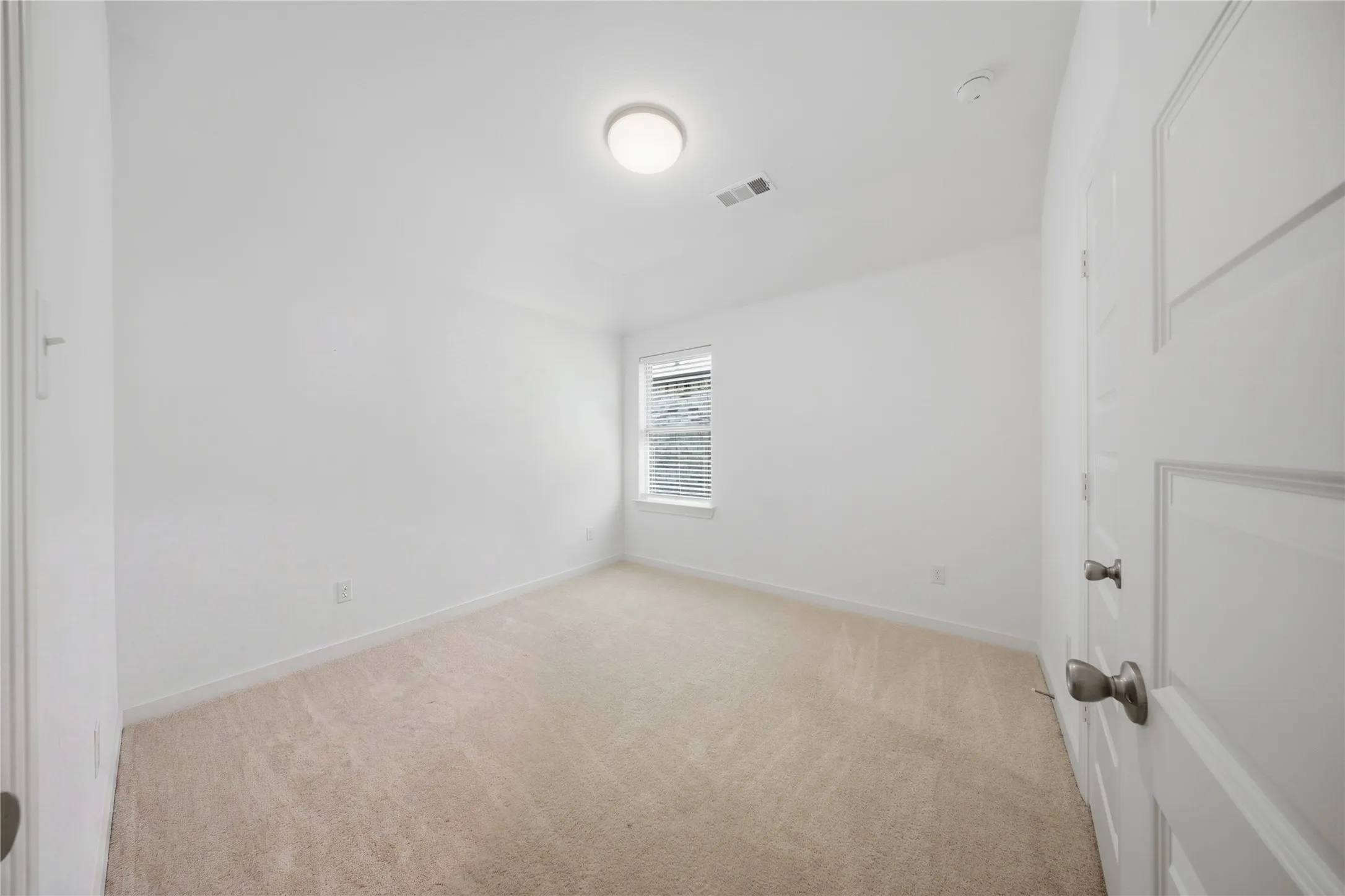 Single Family Residence For Rent in Kaufman County , 2384 Neff Lane, Forney, Texas 75126, 4 Bedroom, 4 Bathroom, 2 Garage spaces, 2,414 Sqft, built in 2022, mls#21344514, Real Estate Agent in Forney, Homes For Rent in Kaufman county, Homes For Rent in Forney, Realtor in Forney Texas, Real Estate Brokerage Independent Realty Texas, Luminita Cordes Realtor