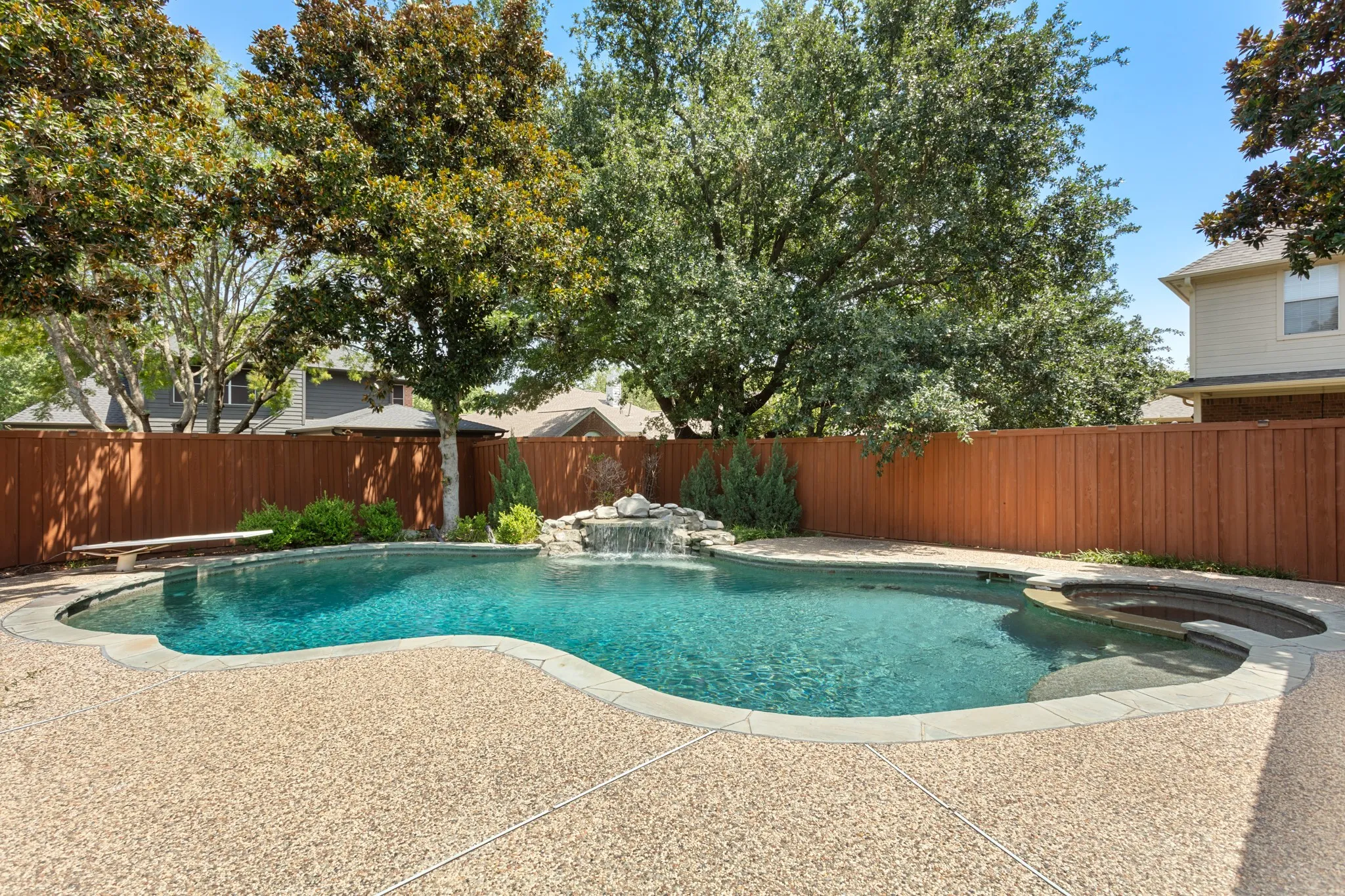Single Family Residence For Sale in Collin County , 8900 High Meadows Drive, Plano, Texas 75025, 5 Bedroom, 4 Bathroom, 2 Garage spaces, 3,036 Sqft, built in 1994, mls#21339813, Real Estate Agent in Plano, Homes For Sale in Collin county, Homes For Sale in Plano, Realtor in Plano Texas, Real Estate Brokerage Independent Realty Texas, Luminita Cordes Realtor