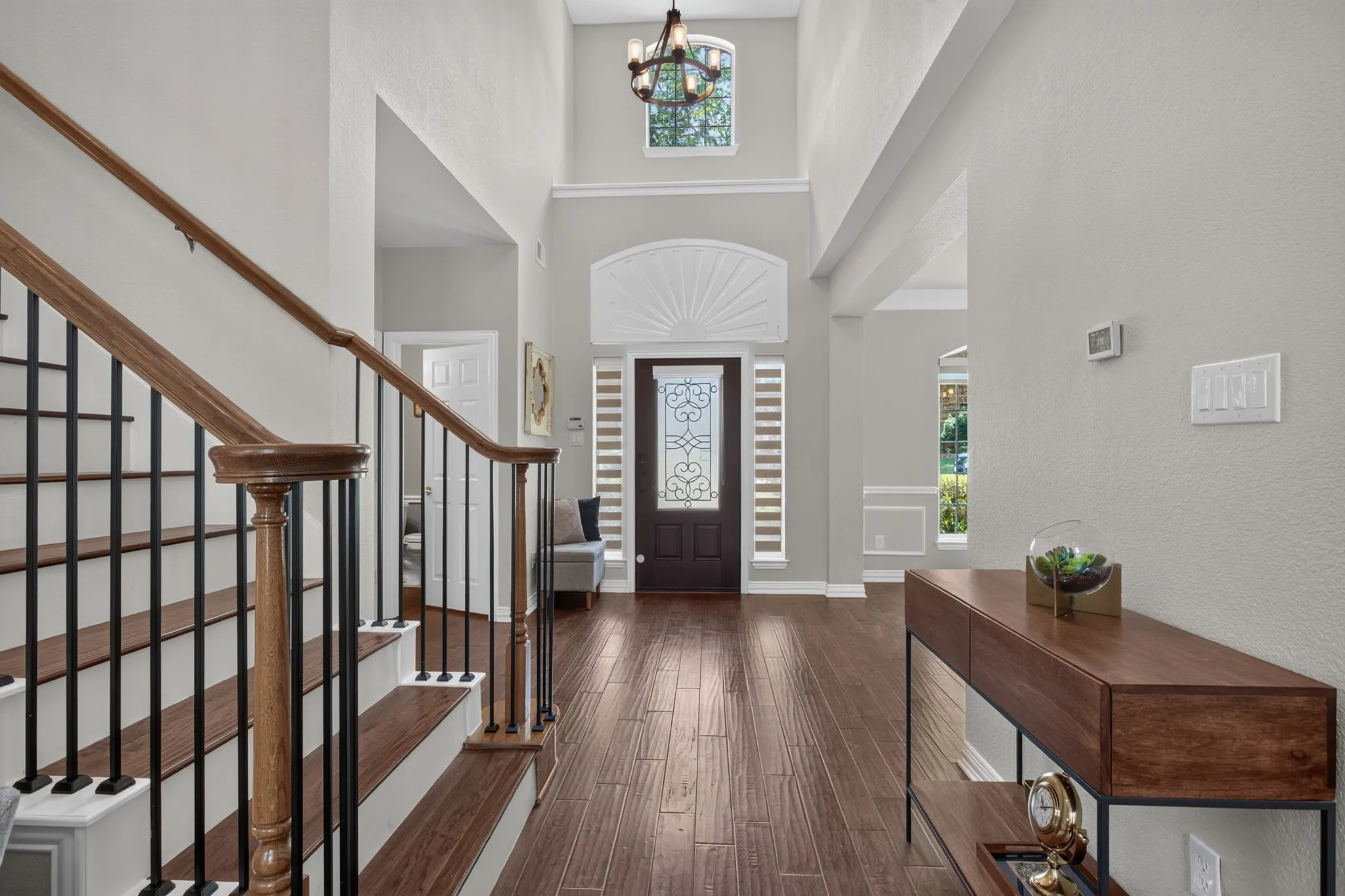 Single Family Residence For Sale in Collin County , 8900 High Meadows Drive, Plano, Texas 75025, 5 Bedroom, 4 Bathroom, 2 Garage spaces, 3,036 Sqft, built in 1994, mls#21339813, Real Estate Agent in Plano, Homes For Sale in Collin county, Homes For Sale in Plano, Realtor in Plano Texas, Real Estate Brokerage Independent Realty Texas, Luminita Cordes Realtor