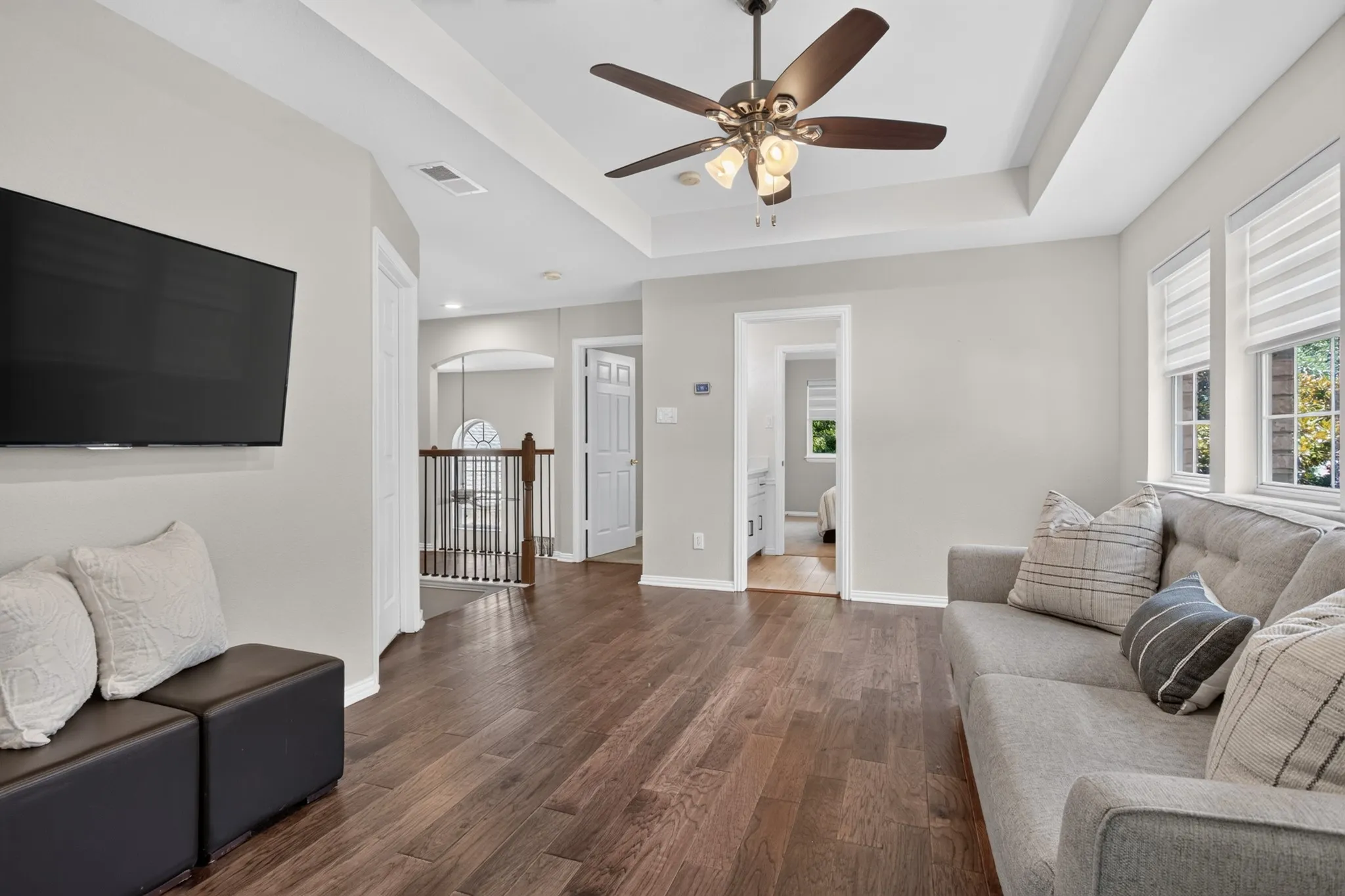 Single Family Residence For Sale in Collin County , 8900 High Meadows Drive, Plano, Texas 75025, 5 Bedroom, 4 Bathroom, 2 Garage spaces, 3,036 Sqft, built in 1994, mls#21339813, Real Estate Agent in Plano, Homes For Sale in Collin county, Homes For Sale in Plano, Realtor in Plano Texas, Real Estate Brokerage Independent Realty Texas, Luminita Cordes Realtor