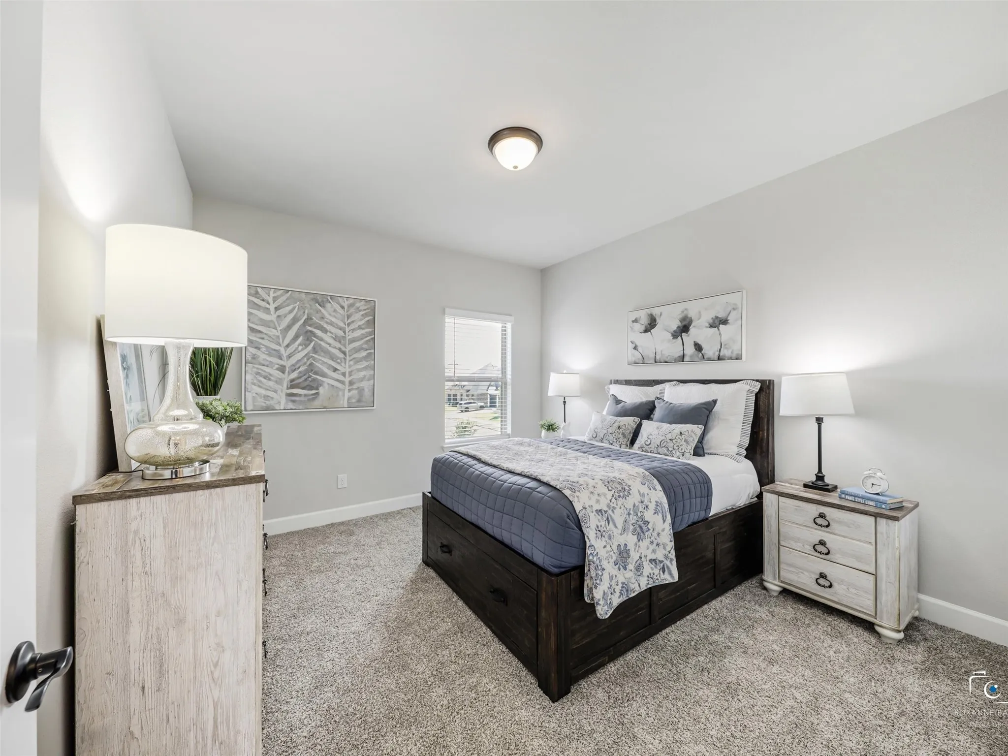 2nd Bedroom with walk-in closet