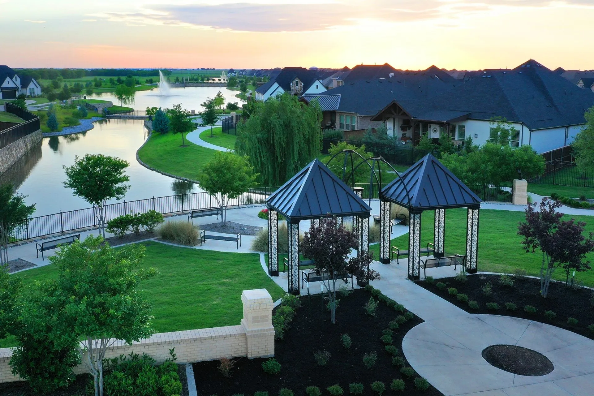 Single Family Residence For Sale in Collin County , 2840 Eccleston Street, Celina, Texas 75009, 4 Bedroom, 4 Bathroom, 2 Garage spaces, 2,850 Sqft, built in 2021, mls#21341245, Real Estate Agent in Celina, Homes For Sale in Collin county, Homes For Sale in Celina, Realtor in Celina Texas, Real Estate Brokerage Independent Realty Texas, Luminita Cordes Realtor