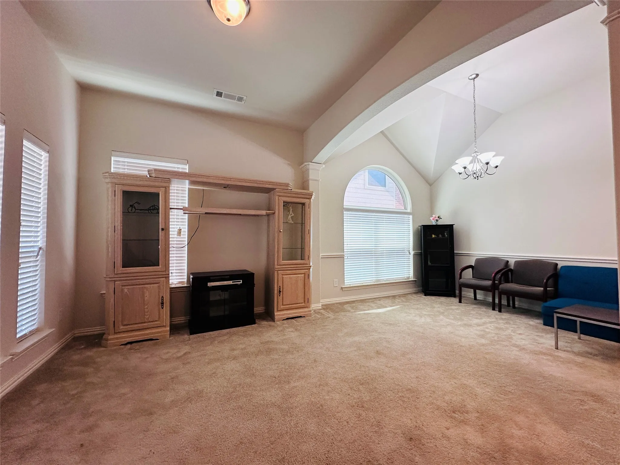 Single Family Residence For Rent in Dallas County , 3516 Rim Fire Drive, Garland, Texas 75044, 3 Bedroom, 2 Bathroom, 2 Garage spaces, 2,207 Sqft, built in 2013, mls#21344477, Real Estate Agent in Garland, Homes For Rent in Dallas county, Homes For Rent in Garland, Realtor in Garland Texas, Real Estate Brokerage Independent Realty Texas, Luminita Cordes Realtor