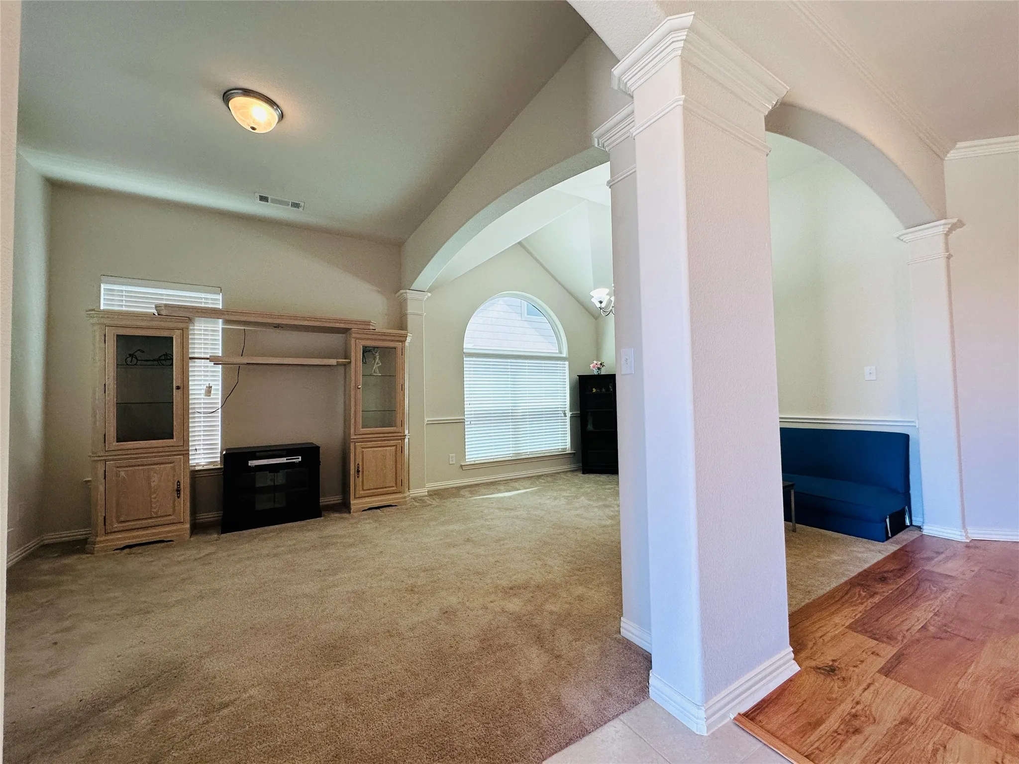 Single Family Residence For Rent in Dallas County , 3516 Rim Fire Drive, Garland, Texas 75044, 3 Bedroom, 2 Bathroom, 2 Garage spaces, 2,207 Sqft, built in 2013, mls#21344477, Real Estate Agent in Garland, Homes For Rent in Dallas county, Homes For Rent in Garland, Realtor in Garland Texas, Real Estate Brokerage Independent Realty Texas, Luminita Cordes Realtor