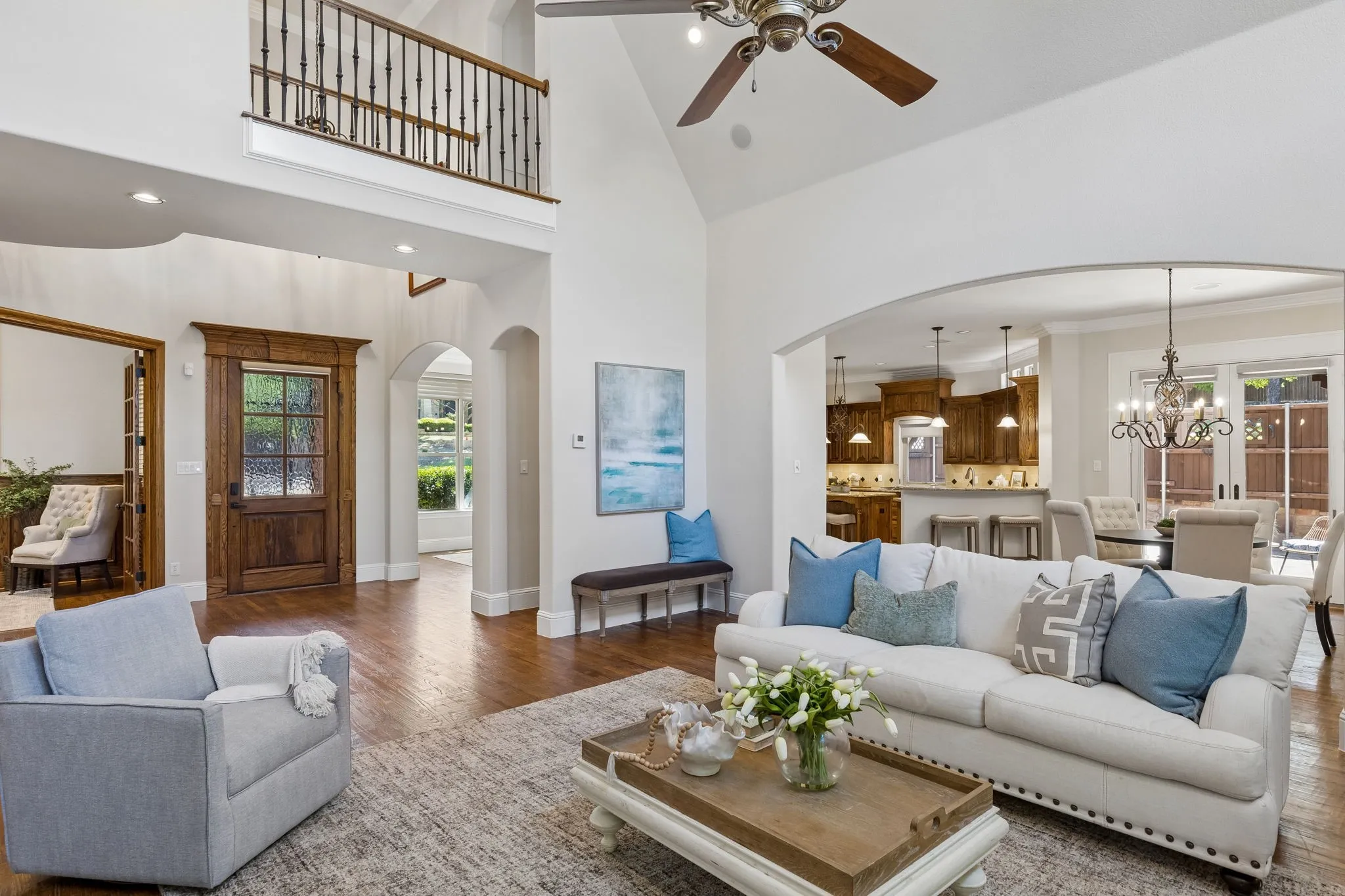 The vaulted ceiling is a wow!