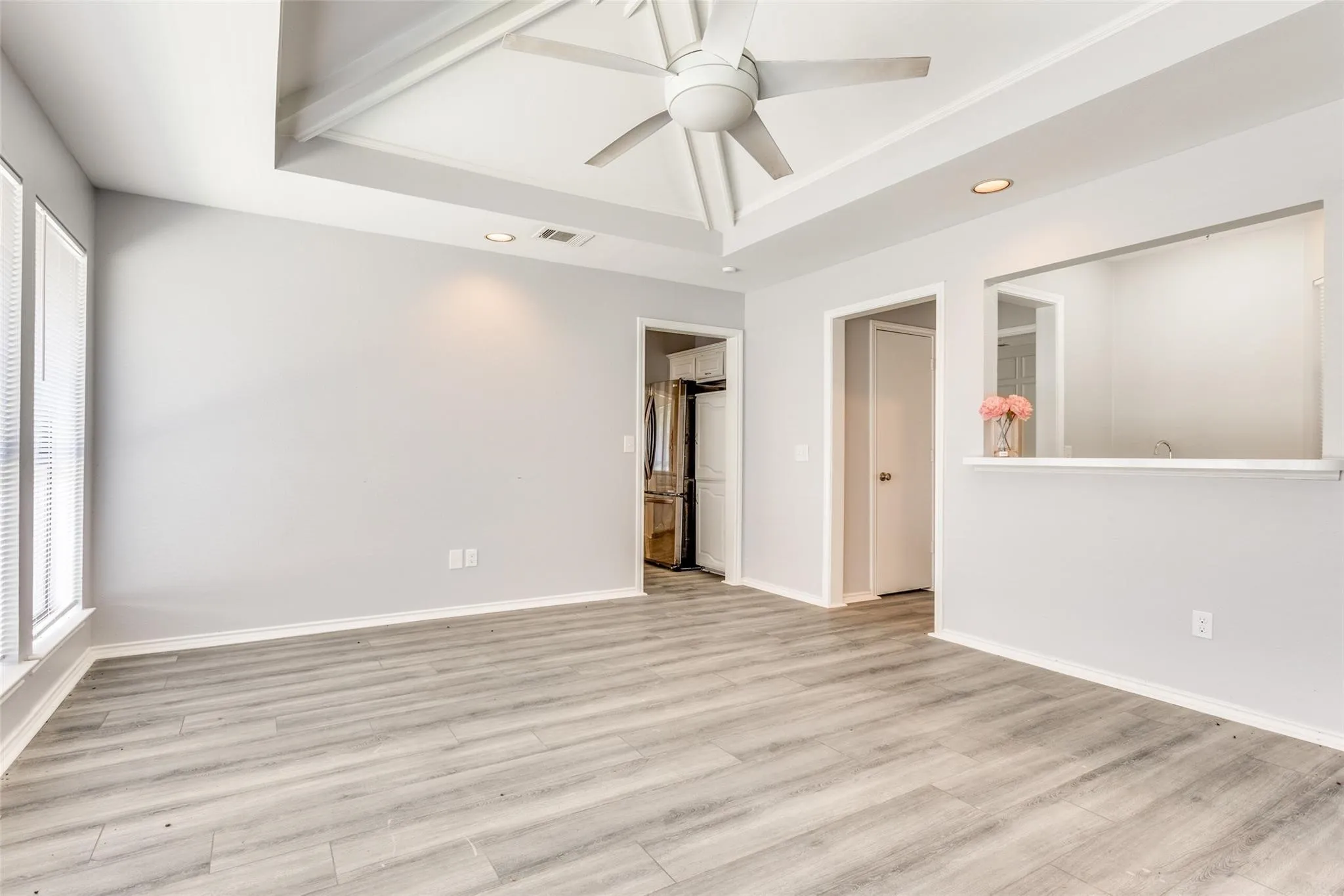 Single Family Residence For Rent in Collin County , 4437 Early Morn Drive, Plano, Texas 75093, 4 Bedroom, 2 Bathroom, 2 Garage spaces, 2,309 Sqft, built in 1983, mls#21342720, Real Estate Agent in Plano, Homes For Rent in Collin county, Homes For Rent in Plano, Realtor in Plano Texas, Real Estate Brokerage Independent Realty Texas, Luminita Cordes Realtor