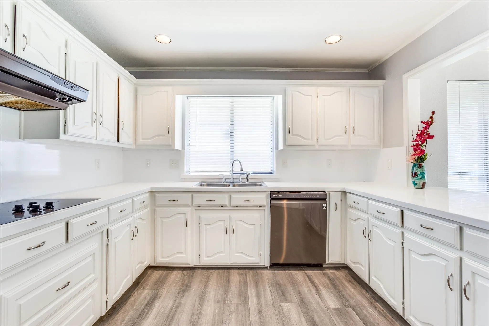 Single Family Residence For Rent in Collin County , 4437 Early Morn Drive, Plano, Texas 75093, 4 Bedroom, 2 Bathroom, 2 Garage spaces, 2,309 Sqft, built in 1983, mls#21342720, Real Estate Agent in Plano, Homes For Rent in Collin county, Homes For Rent in Plano, Realtor in Plano Texas, Real Estate Brokerage Independent Realty Texas, Luminita Cordes Realtor