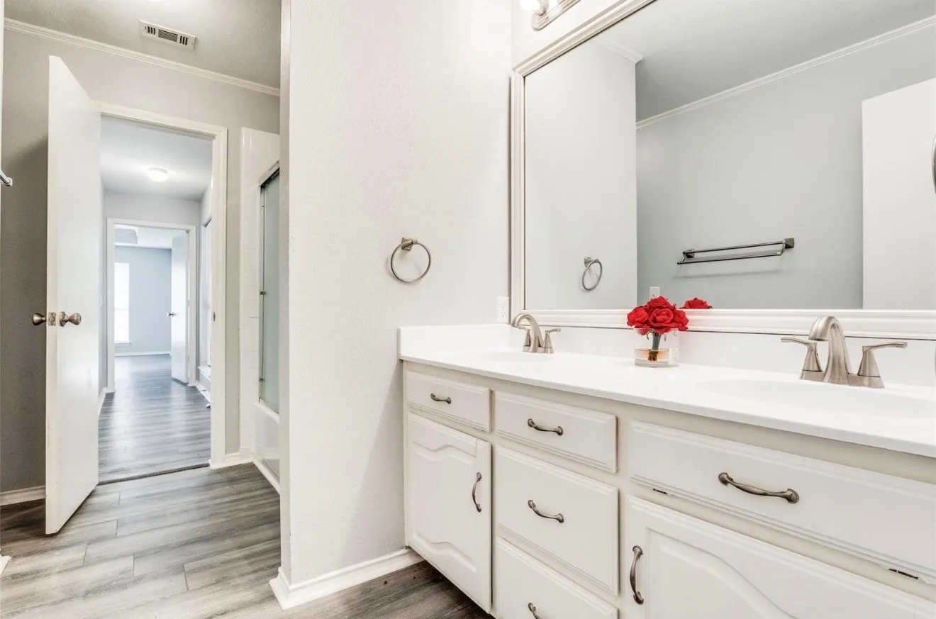 Single Family Residence For Rent in Collin County , 4437 Early Morn Drive, Plano, Texas 75093, 4 Bedroom, 2 Bathroom, 2 Garage spaces, 2,309 Sqft, built in 1983, mls#21342720, Real Estate Agent in Plano, Homes For Rent in Collin county, Homes For Rent in Plano, Realtor in Plano Texas, Real Estate Brokerage Independent Realty Texas, Luminita Cordes Realtor