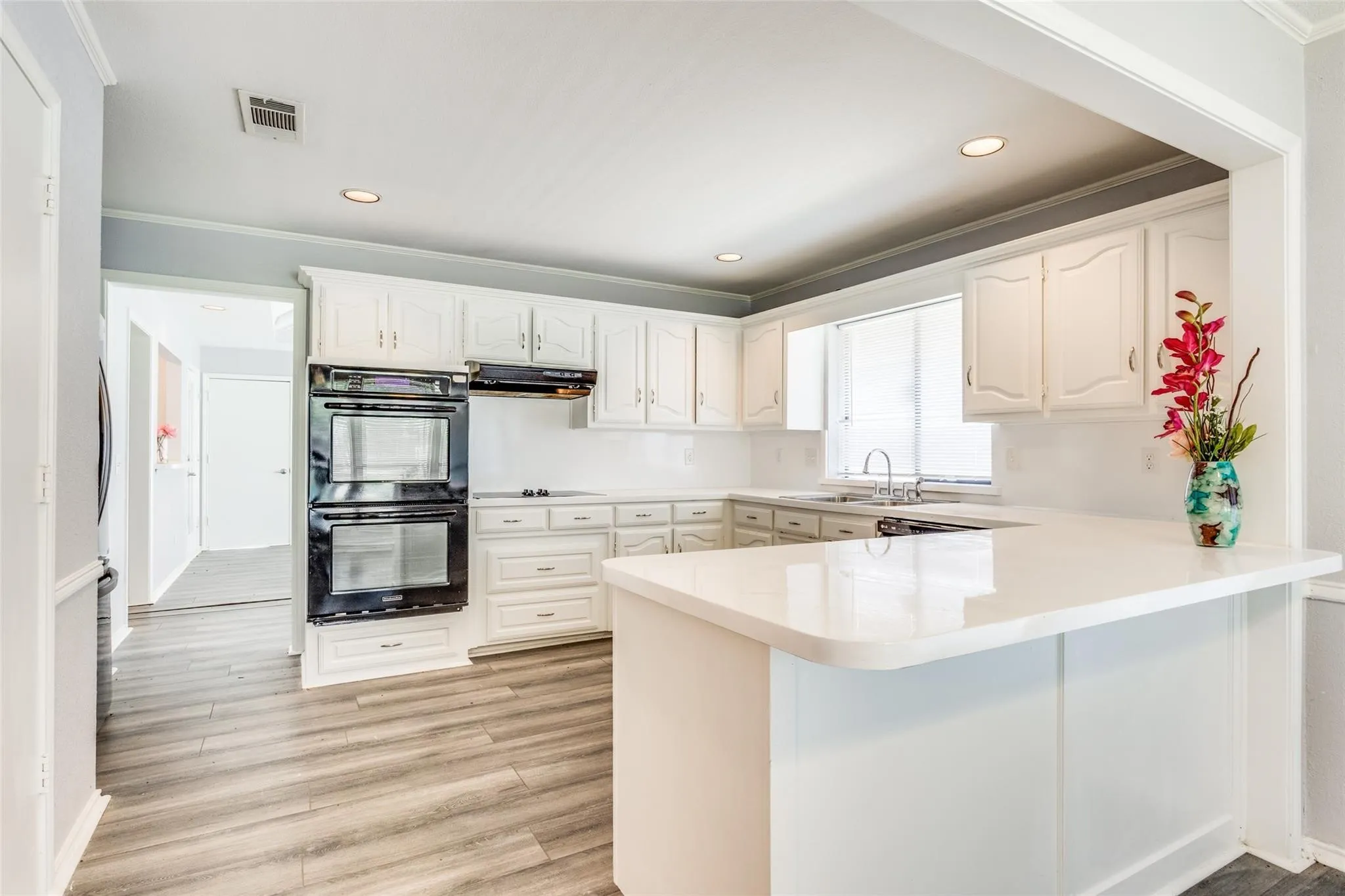 Single Family Residence For Rent in Collin County , 4437 Early Morn Drive, Plano, Texas 75093, 4 Bedroom, 2 Bathroom, 2 Garage spaces, 2,309 Sqft, built in 1983, mls#21342720, Real Estate Agent in Plano, Homes For Rent in Collin county, Homes For Rent in Plano, Realtor in Plano Texas, Real Estate Brokerage Independent Realty Texas, Luminita Cordes Realtor