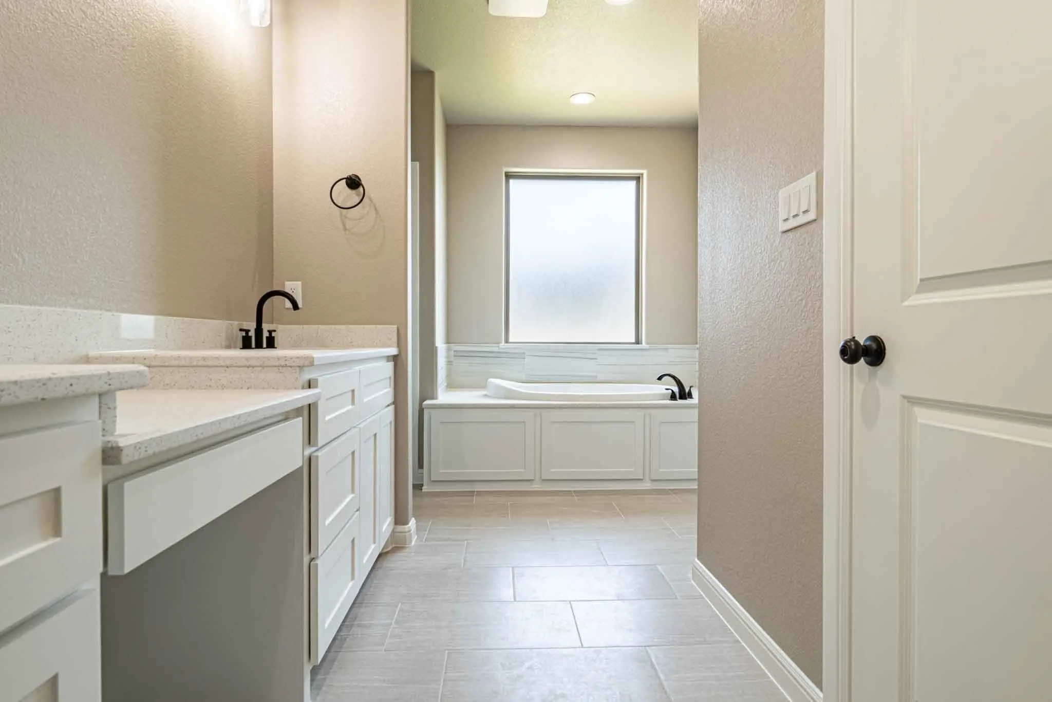 Single Family Residence For Sale in Hood County , 1017 Mojave Trail, Granbury, Texas 76048, 4 Bedroom, 2 Bathroom, 2 Garage spaces, 1,916 Sqft, built in 2026, mls#21342611, Real Estate Agent in Granbury, Homes For Sale in Hood county, Homes For Sale in Granbury, Realtor in Granbury Texas, Real Estate Brokerage Independent Realty Texas, Luminita Cordes Realtor