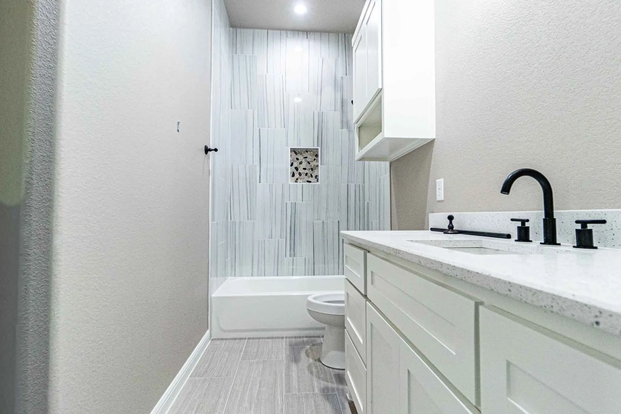 Single Family Residence For Sale in Hood County , 1017 Mojave Trail, Granbury, Texas 76048, 4 Bedroom, 2 Bathroom, 2 Garage spaces, 1,916 Sqft, built in 2026, mls#21342611, Real Estate Agent in Granbury, Homes For Sale in Hood county, Homes For Sale in Granbury, Realtor in Granbury Texas, Real Estate Brokerage Independent Realty Texas, Luminita Cordes Realtor