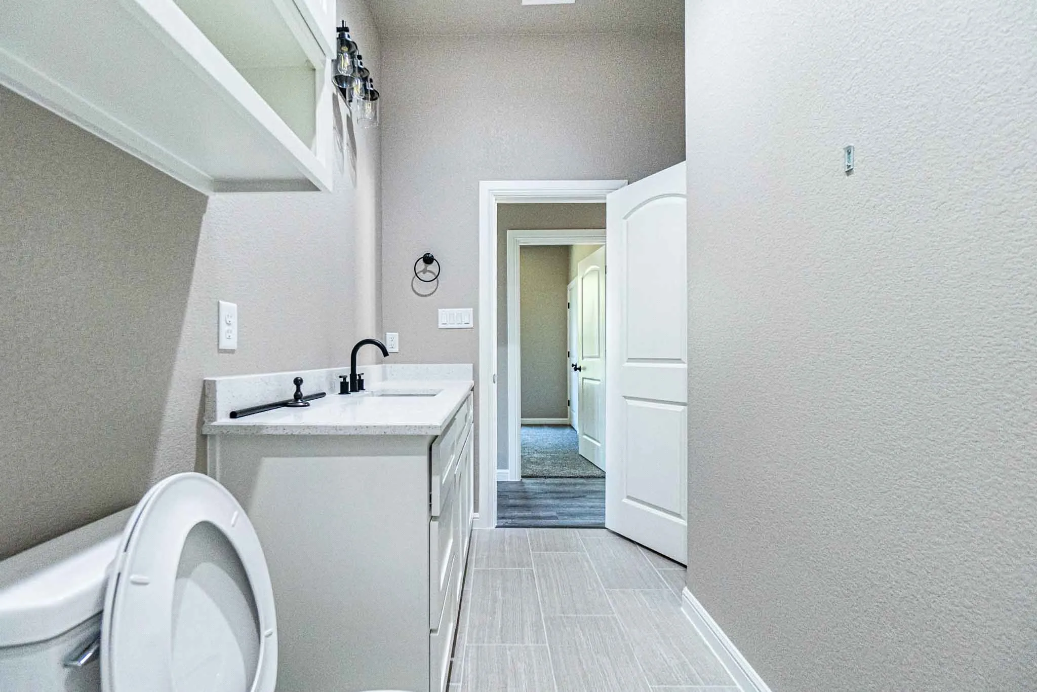 Single Family Residence For Sale in Hood County , 1017 Mojave Trail, Granbury, Texas 76048, 4 Bedroom, 2 Bathroom, 2 Garage spaces, 1,916 Sqft, built in 2026, mls#21342611, Real Estate Agent in Granbury, Homes For Sale in Hood county, Homes For Sale in Granbury, Realtor in Granbury Texas, Real Estate Brokerage Independent Realty Texas, Luminita Cordes Realtor
