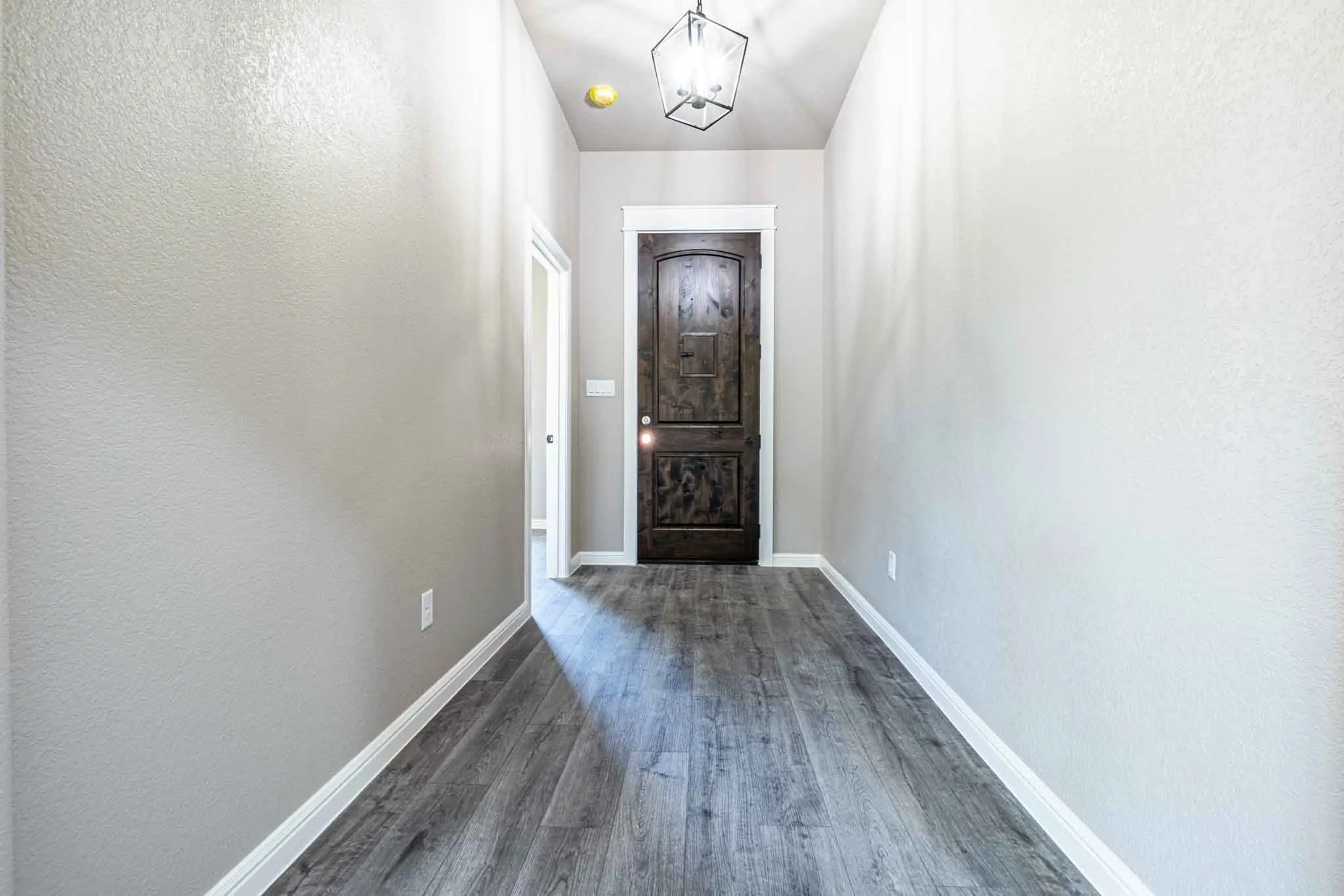 Single Family Residence For Sale in Hood County , 1017 Mojave Trail, Granbury, Texas 76048, 4 Bedroom, 2 Bathroom, 2 Garage spaces, 1,916 Sqft, built in 2026, mls#21342611, Real Estate Agent in Granbury, Homes For Sale in Hood county, Homes For Sale in Granbury, Realtor in Granbury Texas, Real Estate Brokerage Independent Realty Texas, Luminita Cordes Realtor