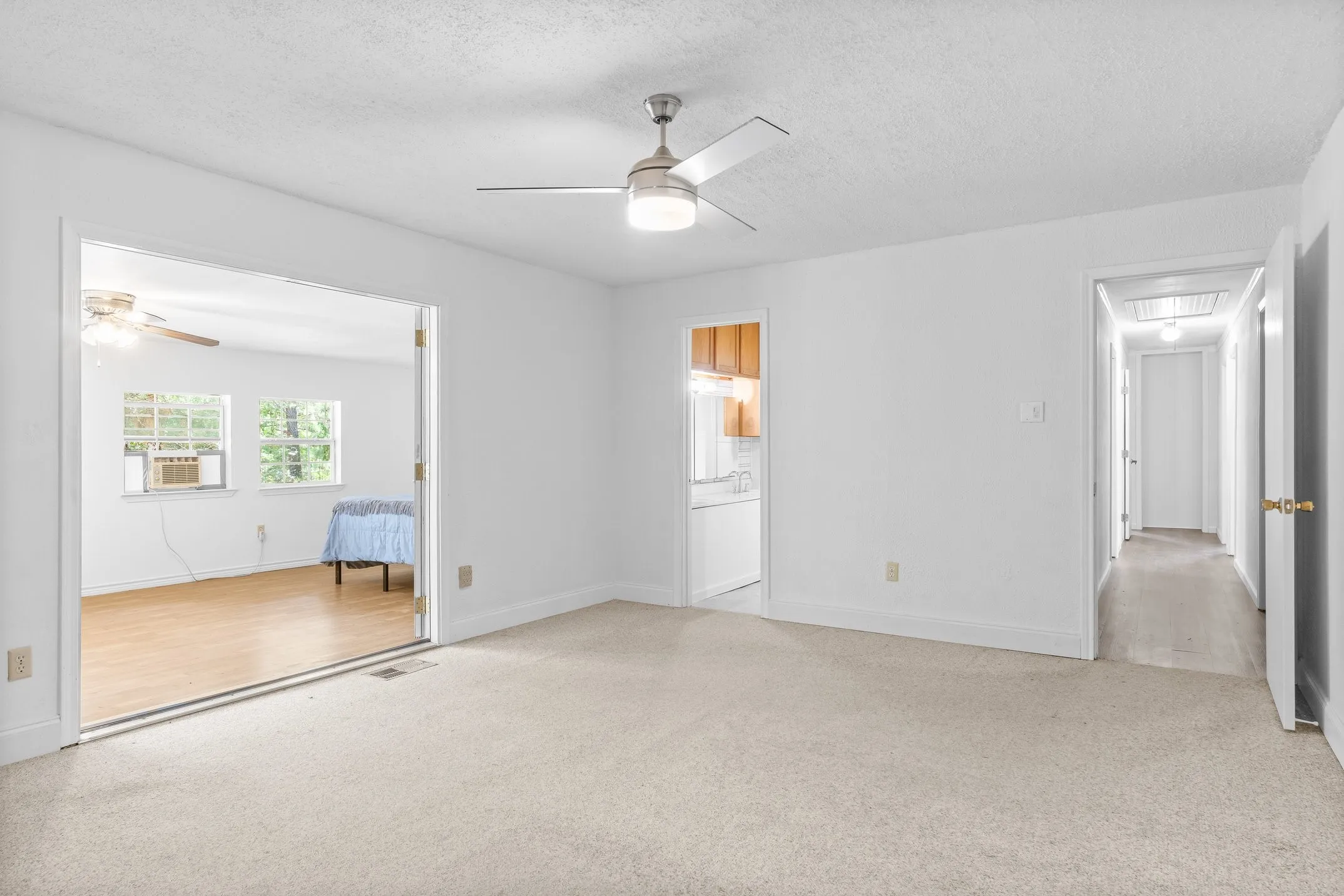 Single Family Residence For Sale in Van Zandt County , 16973 FM 773, Ben Wheeler, Texas 75754, 3 Bedroom, 2 Bathroom, Garage spaces, 1,824 Sqft, built in 1975, mls#21344519, Real Estate Agent in Ben Wheeler, Homes For Sale in Van Zandt county, Homes For Sale in Ben Wheeler, Realtor in Ben Wheeler Texas, Real Estate Brokerage Independent Realty Texas, Luminita Cordes Realtor
