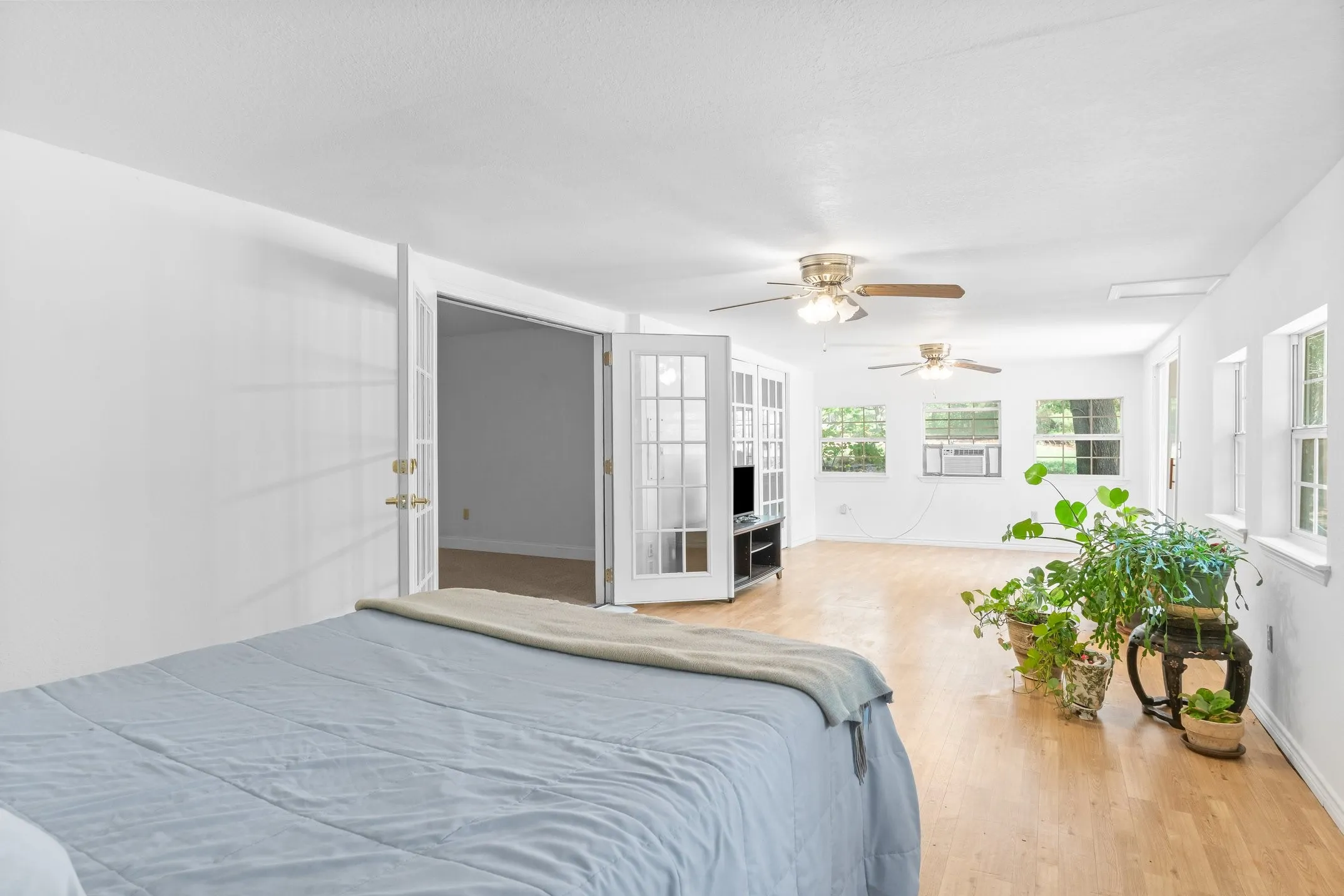 Single Family Residence For Sale in Van Zandt County , 16973 FM 773, Ben Wheeler, Texas 75754, 3 Bedroom, 2 Bathroom, Garage spaces, 1,824 Sqft, built in 1975, mls#21344519, Real Estate Agent in Ben Wheeler, Homes For Sale in Van Zandt county, Homes For Sale in Ben Wheeler, Realtor in Ben Wheeler Texas, Real Estate Brokerage Independent Realty Texas, Luminita Cordes Realtor