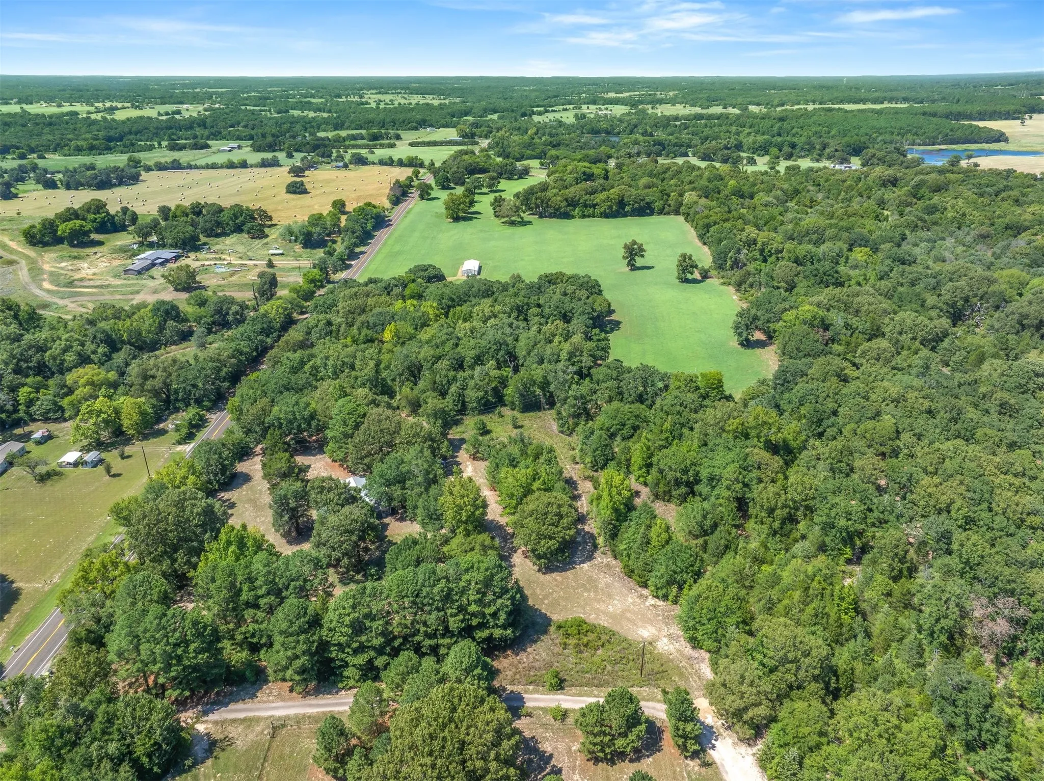 Single Family Residence For Sale in Van Zandt County , 16973 FM 773, Ben Wheeler, Texas 75754, 3 Bedroom, 2 Bathroom, Garage spaces, 1,824 Sqft, built in 1975, mls#21344519, Real Estate Agent in Ben Wheeler, Homes For Sale in Van Zandt county, Homes For Sale in Ben Wheeler, Realtor in Ben Wheeler Texas, Real Estate Brokerage Independent Realty Texas, Luminita Cordes Realtor