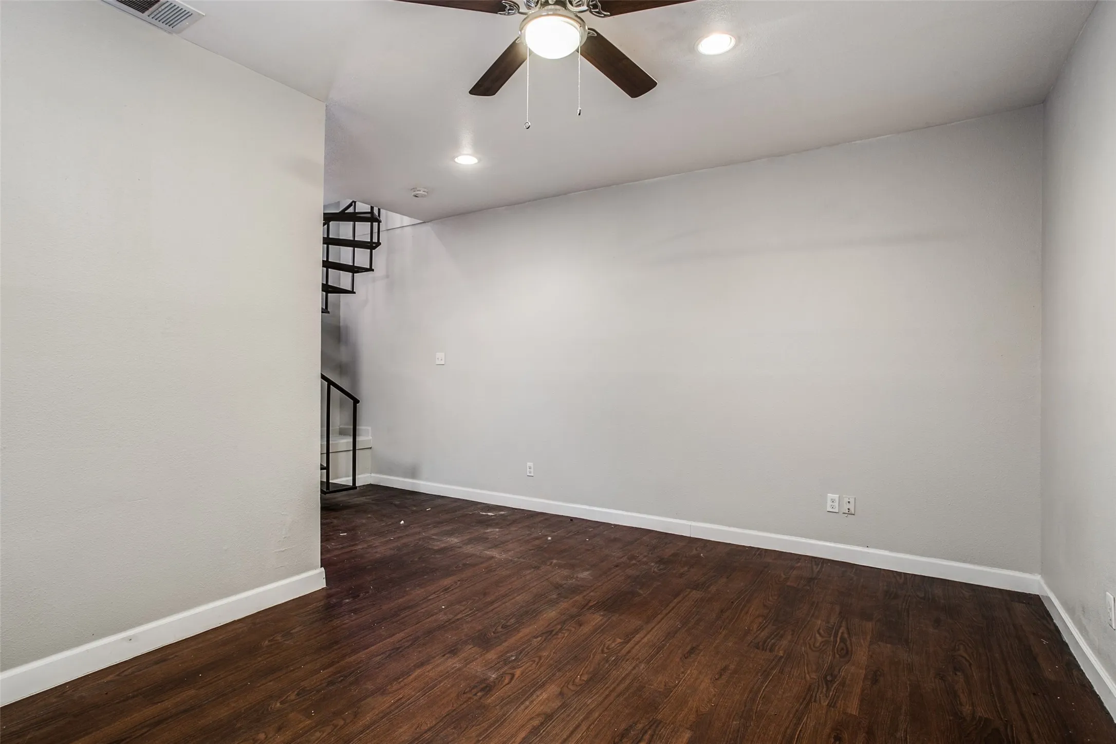Multiple Parcels For Sale in Dallas County , 5114 Bryan Street, Dallas, Texas 75206, 0, 0, Garage spaces, 0 Sqft, built in 1982, mls#21344552, Real Estate Agent in Dallas, Homes For Sale in Dallas county, Homes For Sale in Dallas, Realtor in Dallas Texas, Real Estate Brokerage Independent Realty Texas, Luminita Cordes Realtor