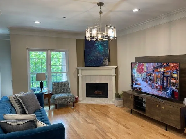 Condominium For Sale in Dallas County , 5407 Bryan Street A206, Dallas, Texas 75206, 2 Bedroom, 3 Bathroom, 2 Garage spaces, 1,250 Sqft, built in 1985, mls#21341967, Real Estate Agent in Dallas, Homes For Sale in Dallas county, Homes For Sale in Dallas, Realtor in Dallas Texas, Real Estate Brokerage Independent Realty Texas, Luminita Cordes Realtor