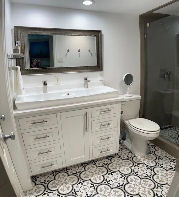 Condominium For Sale in Dallas County , 5407 Bryan Street A206, Dallas, Texas 75206, 2 Bedroom, 3 Bathroom, 2 Garage spaces, 1,250 Sqft, built in 1985, mls#21341967, Real Estate Agent in Dallas, Homes For Sale in Dallas county, Homes For Sale in Dallas, Realtor in Dallas Texas, Real Estate Brokerage Independent Realty Texas, Luminita Cordes Realtor