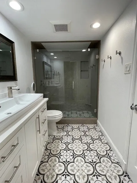 Condominium For Sale in Dallas County , 5407 Bryan Street A206, Dallas, Texas 75206, 2 Bedroom, 3 Bathroom, 2 Garage spaces, 1,250 Sqft, built in 1985, mls#21341967, Real Estate Agent in Dallas, Homes For Sale in Dallas county, Homes For Sale in Dallas, Realtor in Dallas Texas, Real Estate Brokerage Independent Realty Texas, Luminita Cordes Realtor