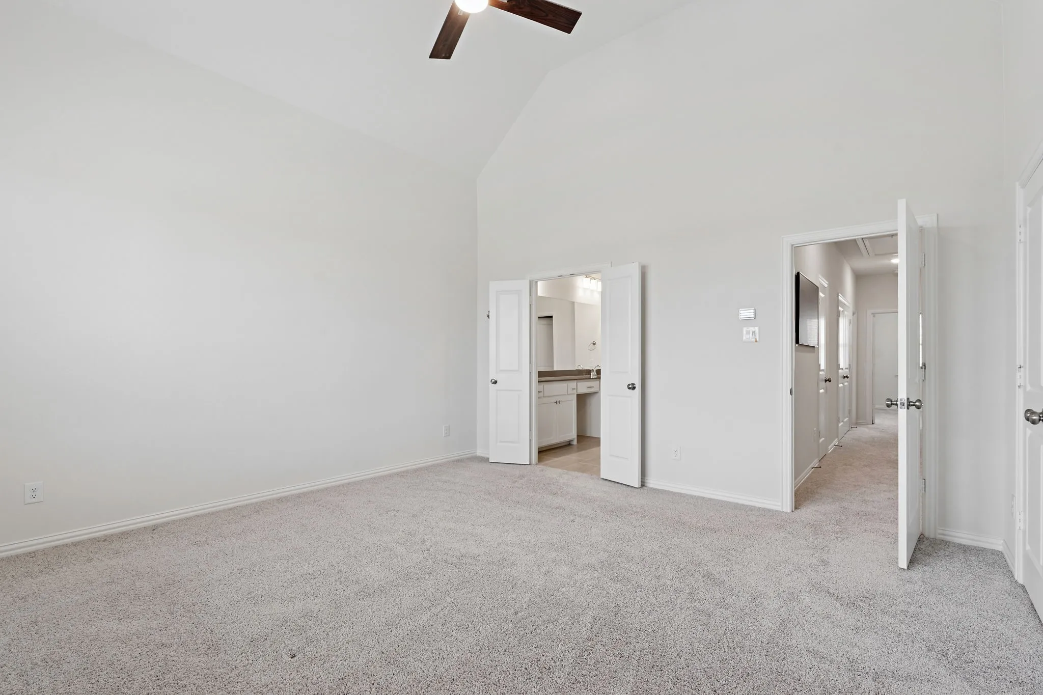 Townhouse For Sale in Tarrant County , 4425 Union Street, North Richland Hills, Texas 76180, 3 Bedroom, 3 Bathroom, 2 Garage spaces, 1,686 Sqft, built in 2022, mls#21339609, Real Estate Agent in North Richland Hills, Homes For Sale in Tarrant county, Homes For Sale in North Richland Hills, Realtor in North Richland Hills Texas, Real Estate Brokerage Independent Realty Texas, Luminita Cordes Realtor
