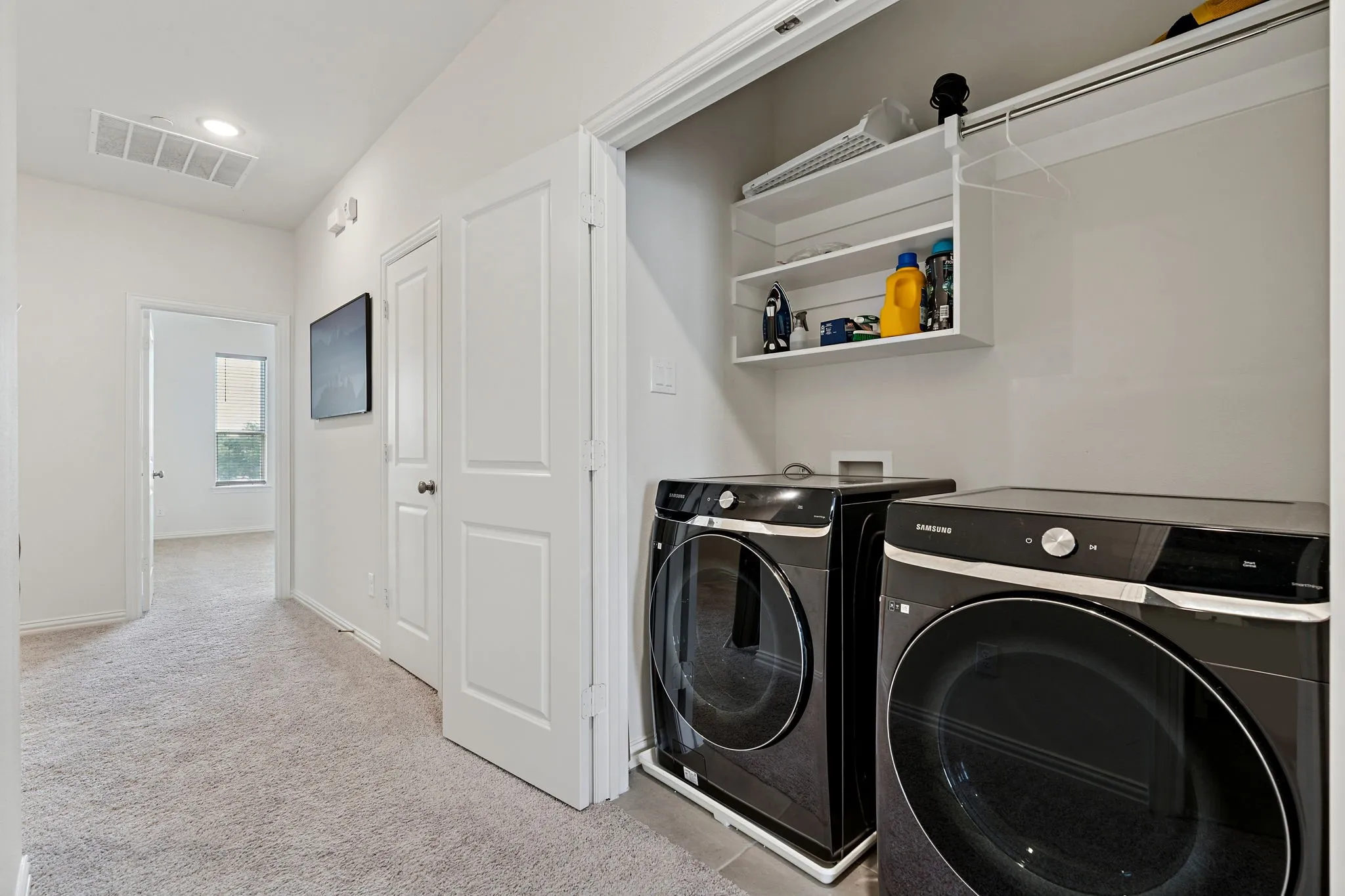 Townhouse For Sale in Tarrant County , 4425 Union Street, North Richland Hills, Texas 76180, 3 Bedroom, 3 Bathroom, 2 Garage spaces, 1,686 Sqft, built in 2022, mls#21339609, Real Estate Agent in North Richland Hills, Homes For Sale in Tarrant county, Homes For Sale in North Richland Hills, Realtor in North Richland Hills Texas, Real Estate Brokerage Independent Realty Texas, Luminita Cordes Realtor