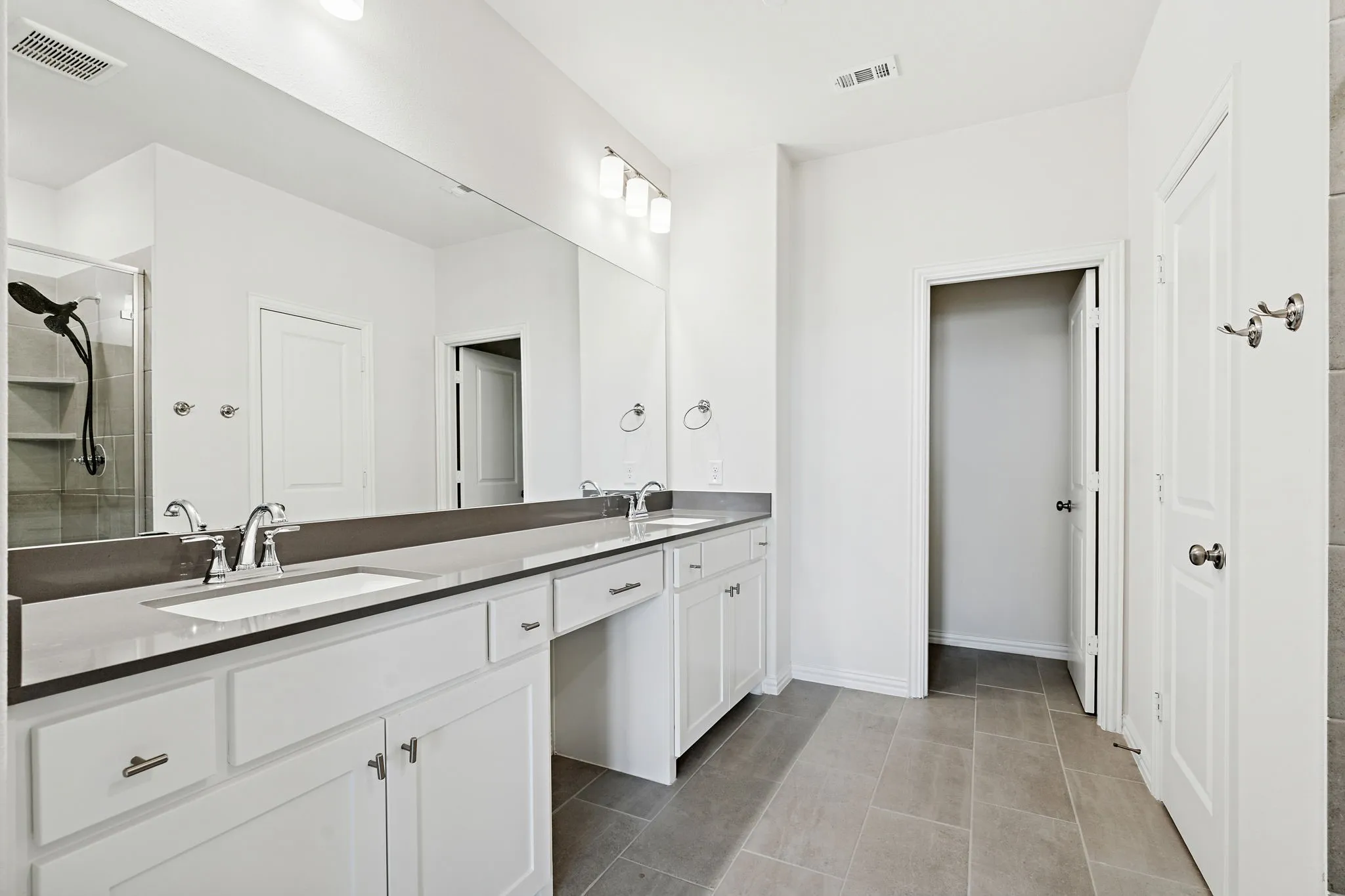 Townhouse For Sale in Tarrant County , 4425 Union Street, North Richland Hills, Texas 76180, 3 Bedroom, 3 Bathroom, 2 Garage spaces, 1,686 Sqft, built in 2022, mls#21339609, Real Estate Agent in North Richland Hills, Homes For Sale in Tarrant county, Homes For Sale in North Richland Hills, Realtor in North Richland Hills Texas, Real Estate Brokerage Independent Realty Texas, Luminita Cordes Realtor