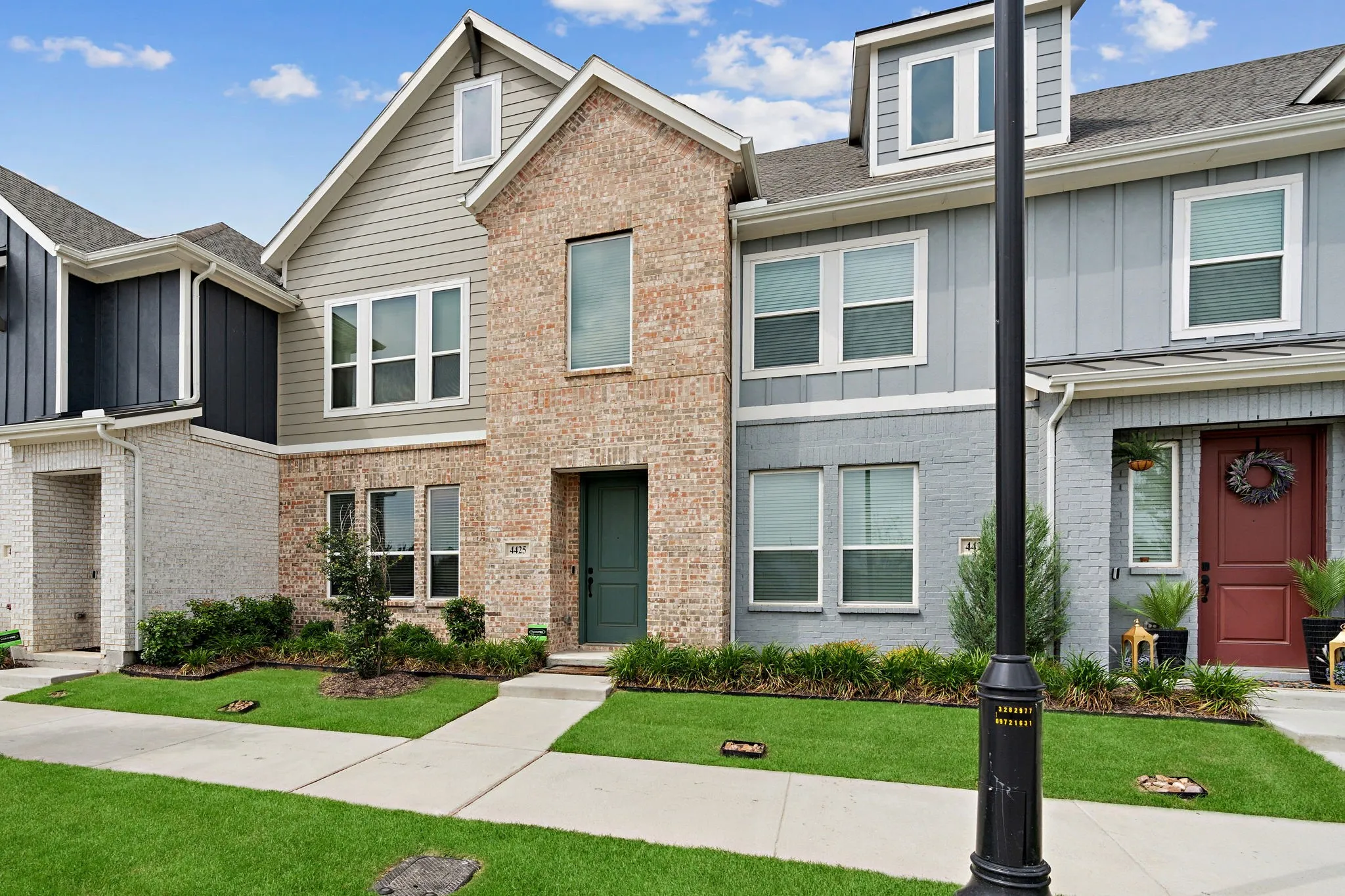 Townhouse For Sale in Tarrant County , 4425 Union Street, North Richland Hills, Texas 76180, 3 Bedroom, 3 Bathroom, 2 Garage spaces, 1,686 Sqft, built in 2022, mls#21339609, Real Estate Agent in North Richland Hills, Homes For Sale in Tarrant county, Homes For Sale in North Richland Hills, Realtor in North Richland Hills Texas, Real Estate Brokerage Independent Realty Texas, Luminita Cordes Realtor