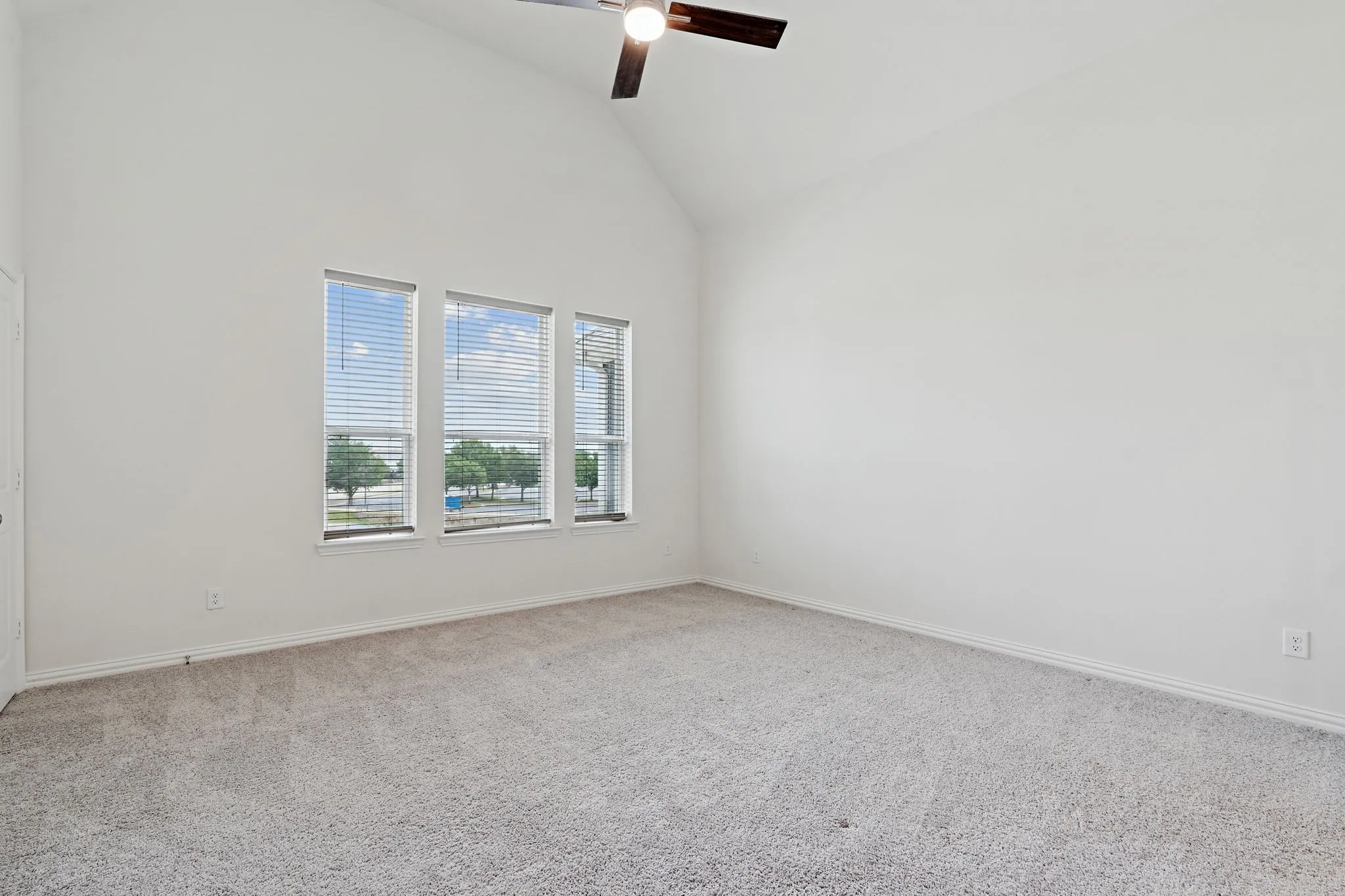 Townhouse For Sale in Tarrant County , 4425 Union Street, North Richland Hills, Texas 76180, 3 Bedroom, 3 Bathroom, 2 Garage spaces, 1,686 Sqft, built in 2022, mls#21339609, Real Estate Agent in North Richland Hills, Homes For Sale in Tarrant county, Homes For Sale in North Richland Hills, Realtor in North Richland Hills Texas, Real Estate Brokerage Independent Realty Texas, Luminita Cordes Realtor