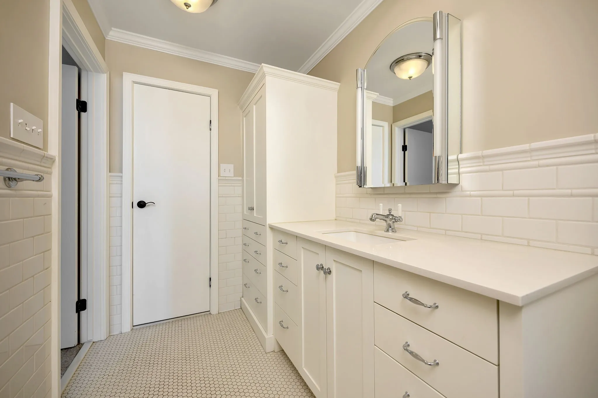 Single Family Residence For Sale in Dallas County , 934 Mapleleaf Lane, Coppell, Texas 75019, 3 Bedroom, 2 Bathroom, Garage spaces, 1,389 Sqft, built in 1983, Price $354,950, mls#21344384, Real Estate Agent in Coppell, Homes For Sale in Dallas county, Homes For Sale in Coppell, Realtor in Coppell Texas, Real Estate Brokerage Independent Realty Texas, Luminita Cordes Realtor