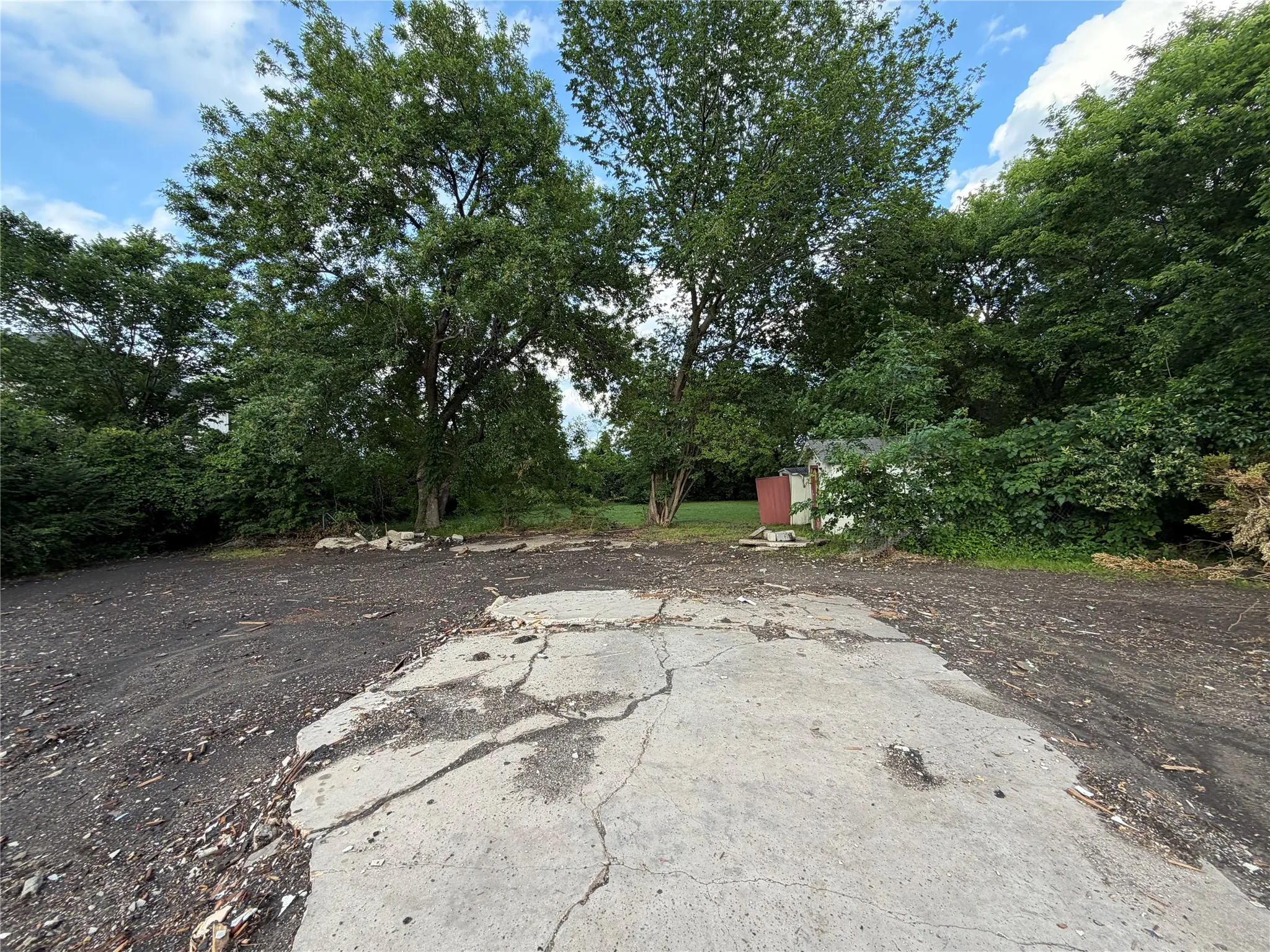 Unimproved Land For Sale in Rockwall County , 808 N Goliad Street, Rockwall, Texas 75087, 0, 0, Garage spaces, 0 Sqft, built in 1950, Price $399,900, mls#21336373, Real Estate Agent in Rockwall, Homes For Sale in Rockwall county, Homes For Sale in Rockwall, Realtor in Rockwall Texas, Real Estate Brokerage Independent Realty Texas, Luminita Cordes Realtor
