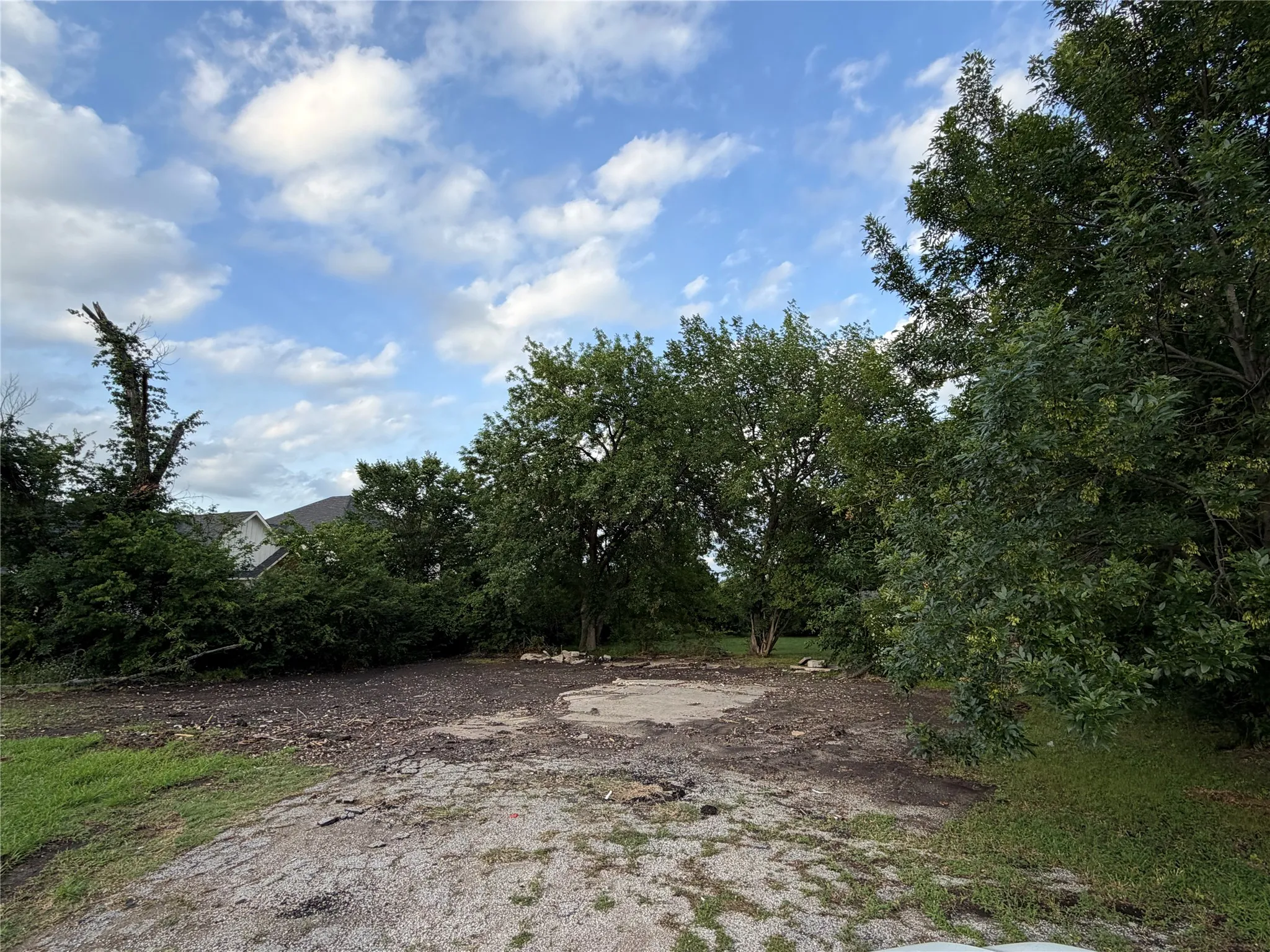 Unimproved Land For Sale in Rockwall County , 808 N Goliad Street, Rockwall, Texas 75087, 0, 0, Garage spaces, 0 Sqft, built in 1950, Price $399,900, mls#21336373, Real Estate Agent in Rockwall, Homes For Sale in Rockwall county, Homes For Sale in Rockwall, Realtor in Rockwall Texas, Real Estate Brokerage Independent Realty Texas, Luminita Cordes Realtor