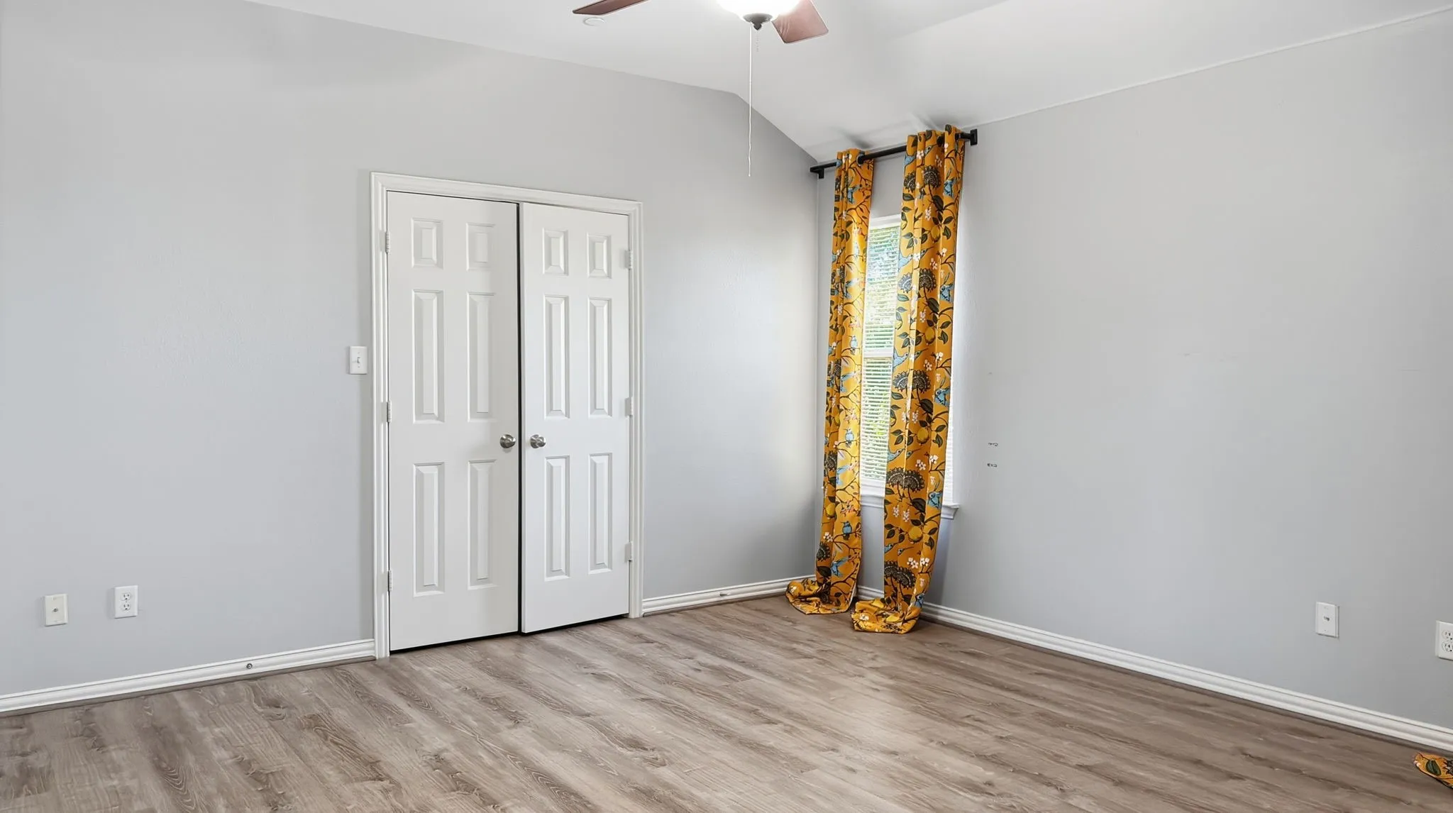 Townhouse For Rent in Dallas County , 1247 Bethel School Court, Coppell, Texas 75019, 3 Bedroom, 3 Bathroom, 2 Garage spaces, 1,502 Sqft, built in 2006, mls#21344629, Real Estate Agent in Coppell, Homes For Rent in Dallas county, Homes For Rent in Coppell, Realtor in Coppell Texas, Real Estate Brokerage Independent Realty Texas, Luminita Cordes Realtor