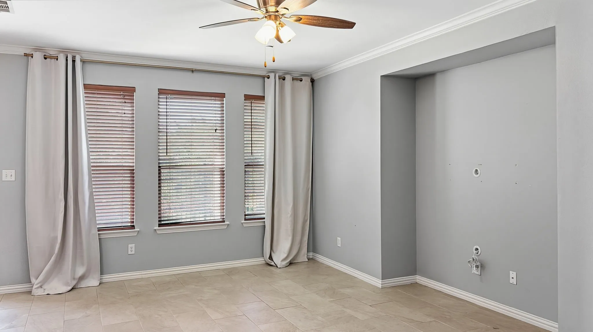Townhouse For Rent in Dallas County , 1247 Bethel School Court, Coppell, Texas 75019, 3 Bedroom, 3 Bathroom, 2 Garage spaces, 1,502 Sqft, built in 2006, mls#21344629, Real Estate Agent in Coppell, Homes For Rent in Dallas county, Homes For Rent in Coppell, Realtor in Coppell Texas, Real Estate Brokerage Independent Realty Texas, Luminita Cordes Realtor