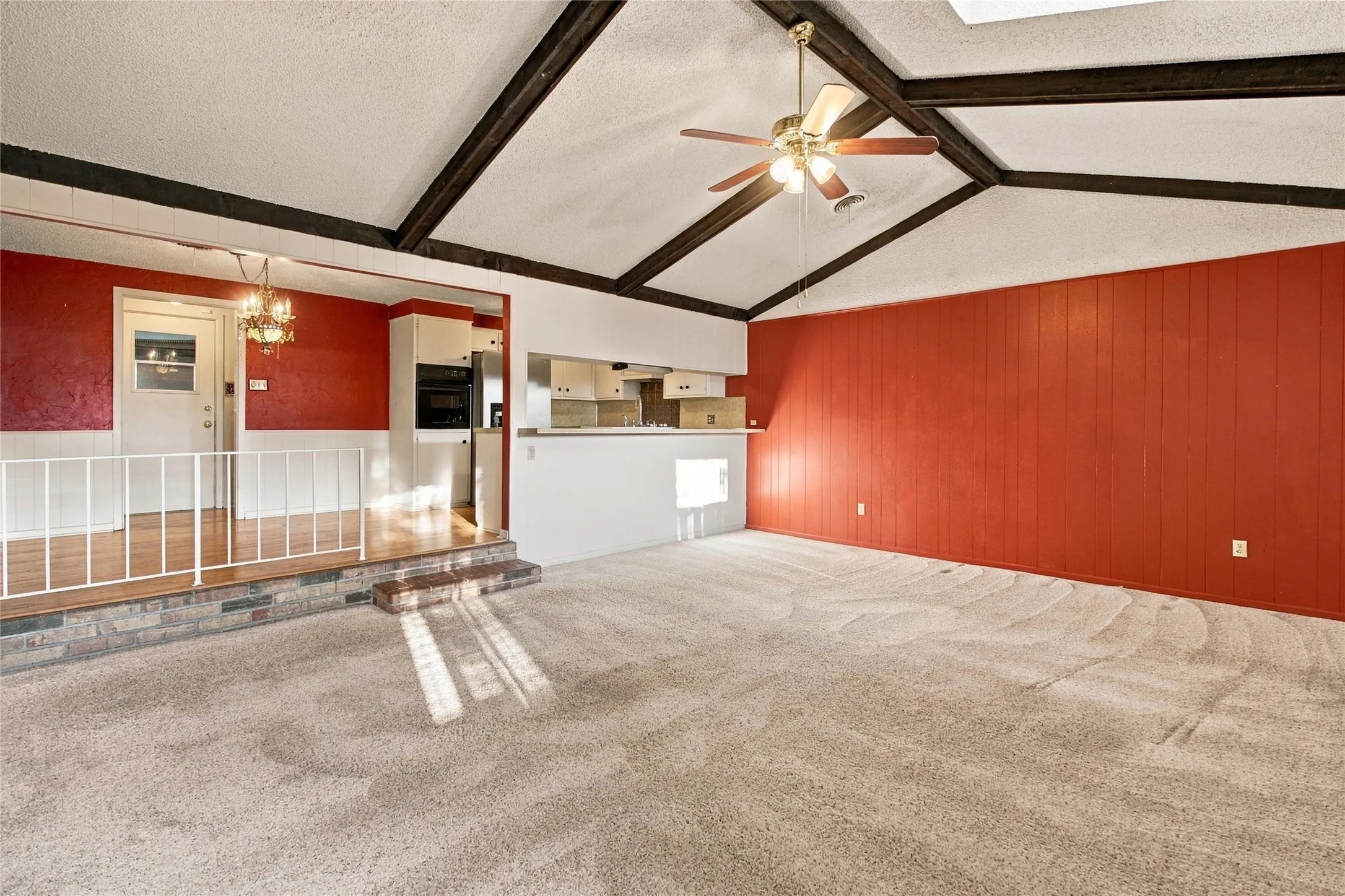 Single Family Residence For Sale in Taylor County , 2119 Minter, Abilene, Texas 79603, 3 Bedroom, 2 Bathroom, 2 Garage spaces, 1,520 Sqft, built in 1972, mls#21344630, Real Estate Agent in Abilene, Homes For Sale in Taylor county, Homes For Sale in Abilene, Realtor in Abilene Texas, Real Estate Brokerage Independent Realty Texas, Luminita Cordes Realtor