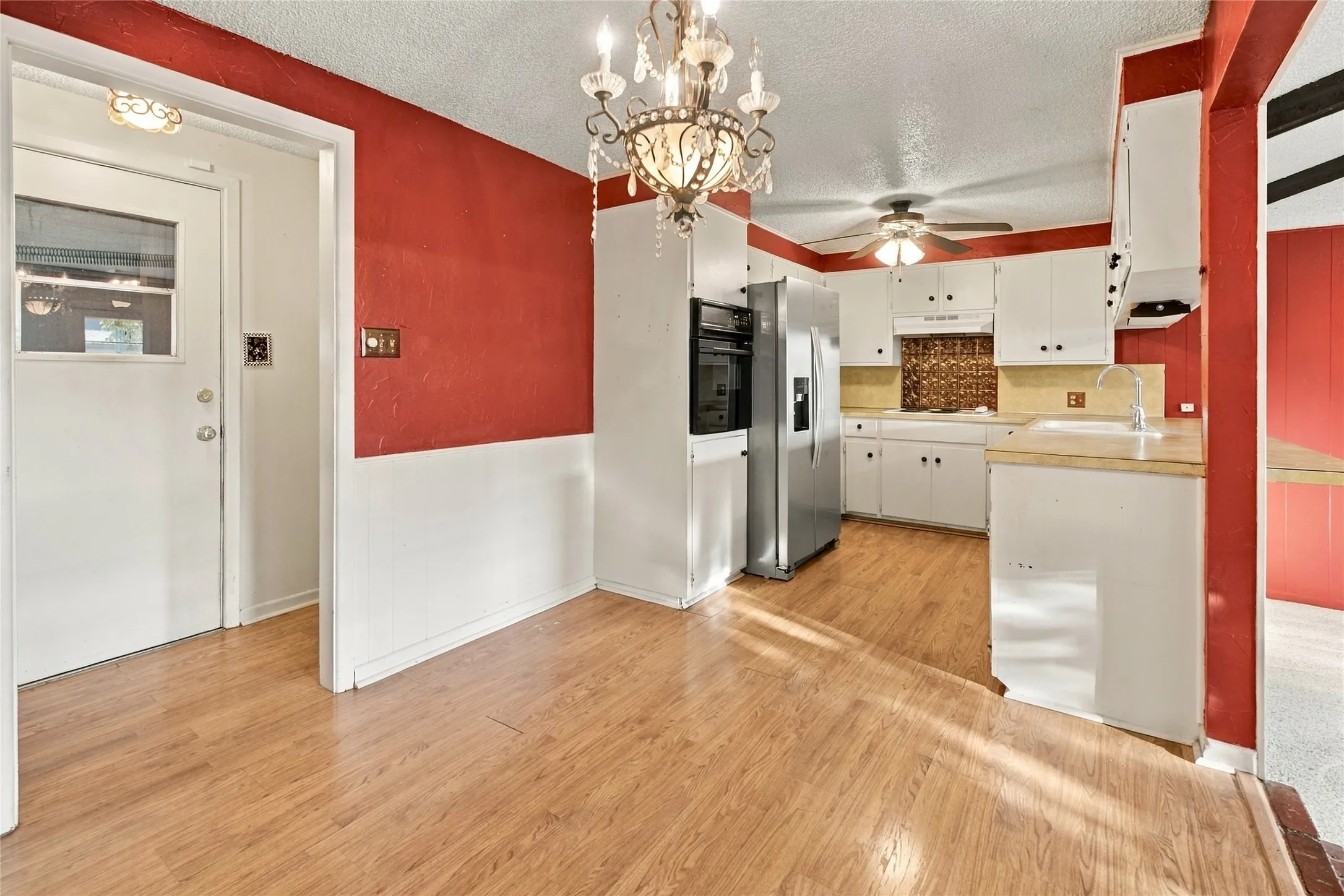 Single Family Residence For Sale in Taylor County , 2119 Minter, Abilene, Texas 79603, 3 Bedroom, 2 Bathroom, 2 Garage spaces, 1,520 Sqft, built in 1972, mls#21344630, Real Estate Agent in Abilene, Homes For Sale in Taylor county, Homes For Sale in Abilene, Realtor in Abilene Texas, Real Estate Brokerage Independent Realty Texas, Luminita Cordes Realtor