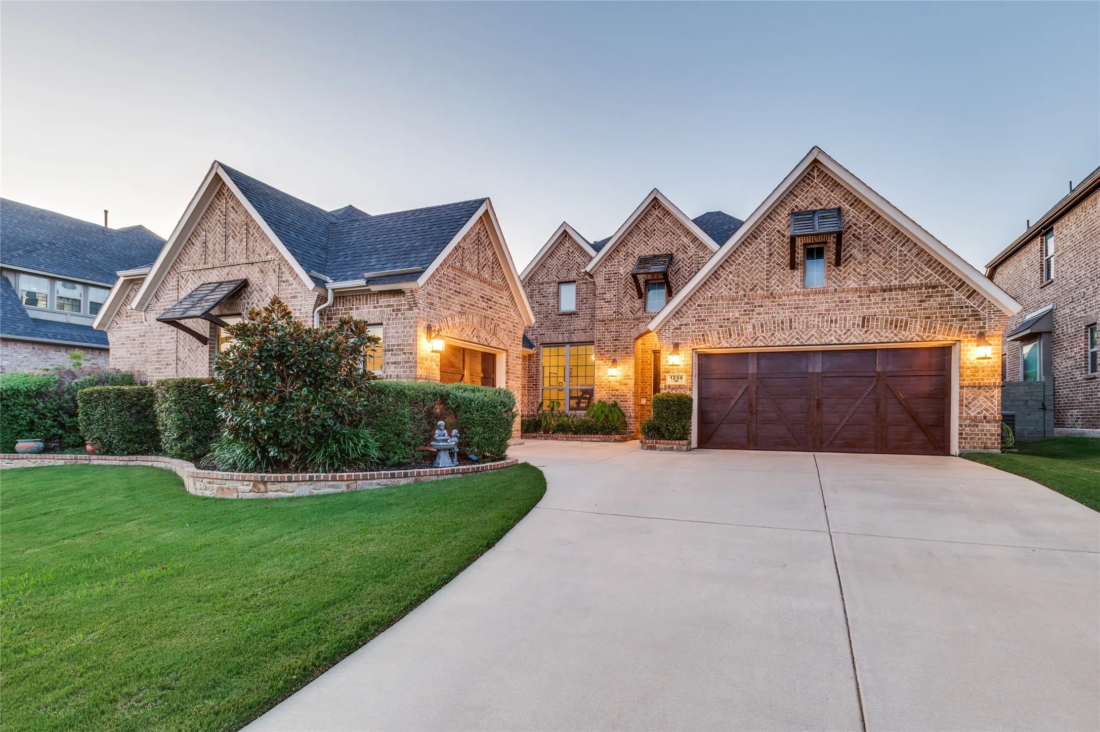 Single Family Residence For Sale in Denton County , 1208 SW 6th Street, Argyle, Texas 76226, 4 Bedroom, 4 Bathroom, 3 Garage spaces, 3,167 Sqft, built in 2017, mls#21338471, Real Estate Agent in Argyle, Homes For Sale in Denton county, Homes For Sale in Argyle, Realtor in Argyle Texas, Real Estate Brokerage Independent Realty Texas, Luminita Cordes Realtor