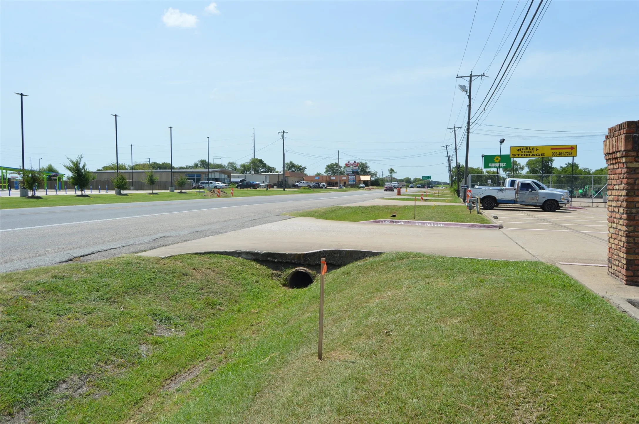 Street view along Wesley
