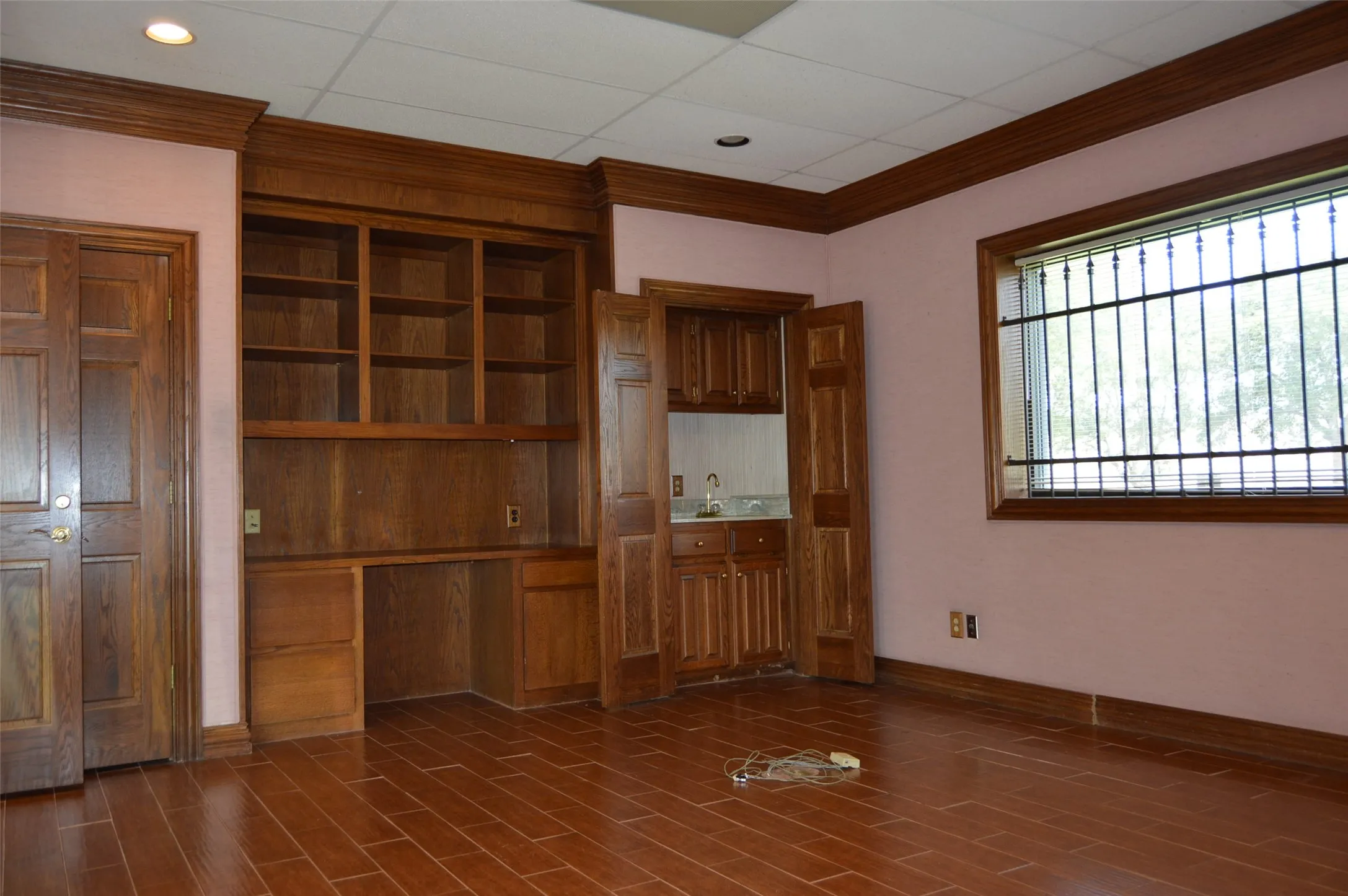 Office For Rent in Hunt County , 8602 Wesley Street Suite 100, Greenville, Texas 75402, 0, 0, Garage spaces, 0 Sqft, built in 1983, Price $2,950, mls#21344545, Real Estate Agent in Greenville, Homes For Rent in Hunt county, Homes For Rent in Greenville, Realtor in Greenville Texas, Real Estate Brokerage Independent Realty Texas, Luminita Cordes Realtor