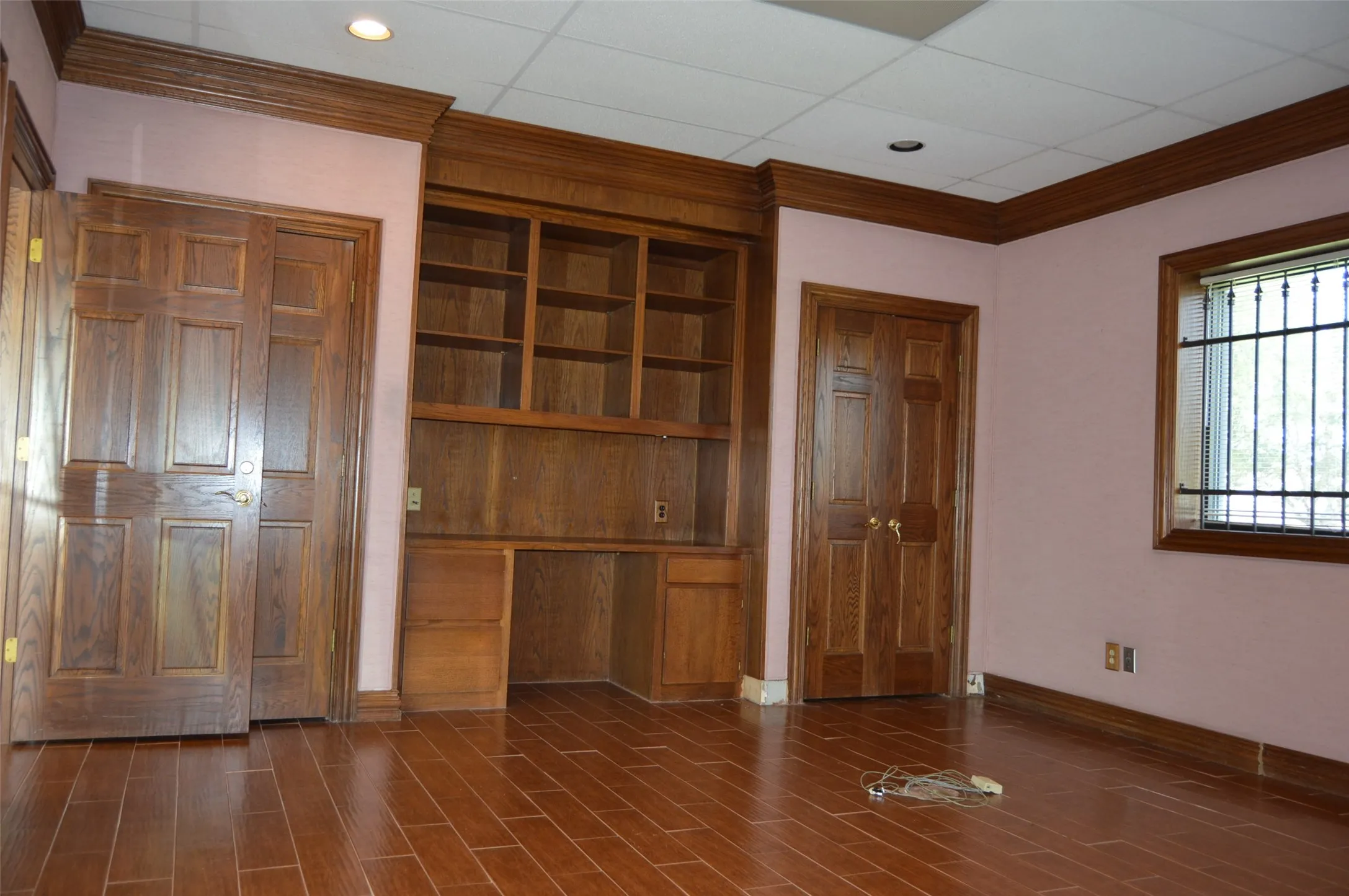 Office For Rent in Hunt County , 8602 Wesley Street Suite 100, Greenville, Texas 75402, 0, 0, Garage spaces, 0 Sqft, built in 1983, Price $2,950, mls#21344545, Real Estate Agent in Greenville, Homes For Rent in Hunt county, Homes For Rent in Greenville, Realtor in Greenville Texas, Real Estate Brokerage Independent Realty Texas, Luminita Cordes Realtor
