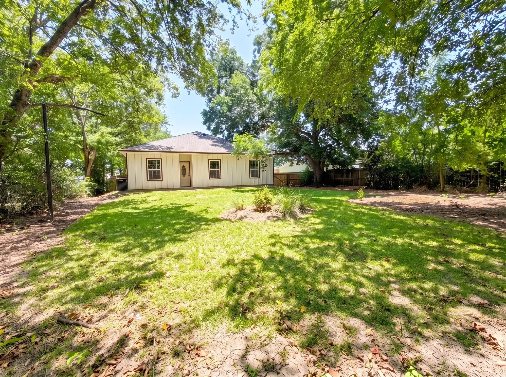 Single Family Residence For Sale in Van Zandt County , 922 Gibbard Avenue, Wills Point, Texas 75169, 3 Bedroom, 2 Bathroom, 1 Garage spaces, 1,537 Sqft, built in 2026, mls#21340092, Real Estate Agent in Wills Point, Homes For Sale in Van Zandt county, Homes For Sale in Wills Point, Realtor in Wills Point Texas, Real Estate Brokerage Independent Realty Texas, Luminita Cordes Realtor