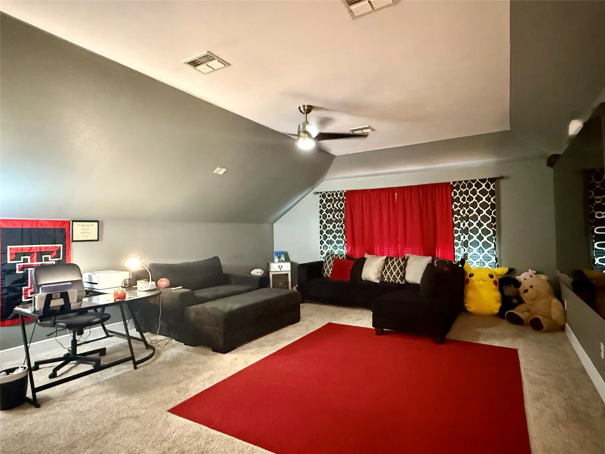 Single Family Residence For Sale in Tarrant County , 703 Fannin Lane, Mansfield, Texas 76063, 4 Bedroom, 3 Bathroom, 2 Garage spaces, 2,991 Sqft, built in 2003, mls#21344406, Real Estate Agent in Mansfield, Homes For Sale in Tarrant county, Homes For Sale in Mansfield, Realtor in Mansfield Texas, Real Estate Brokerage Independent Realty Texas, Luminita Cordes Realtor