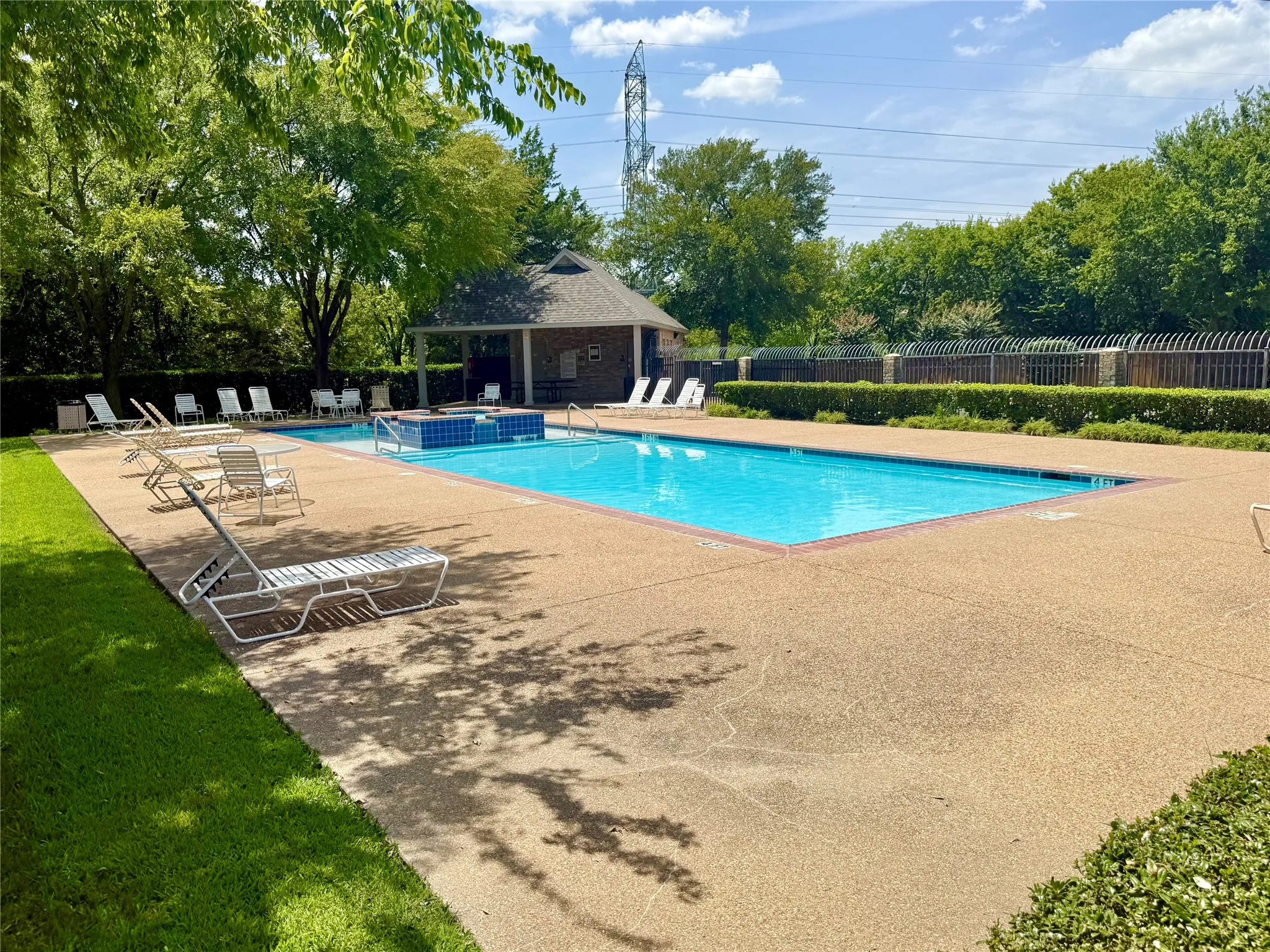 Community pool