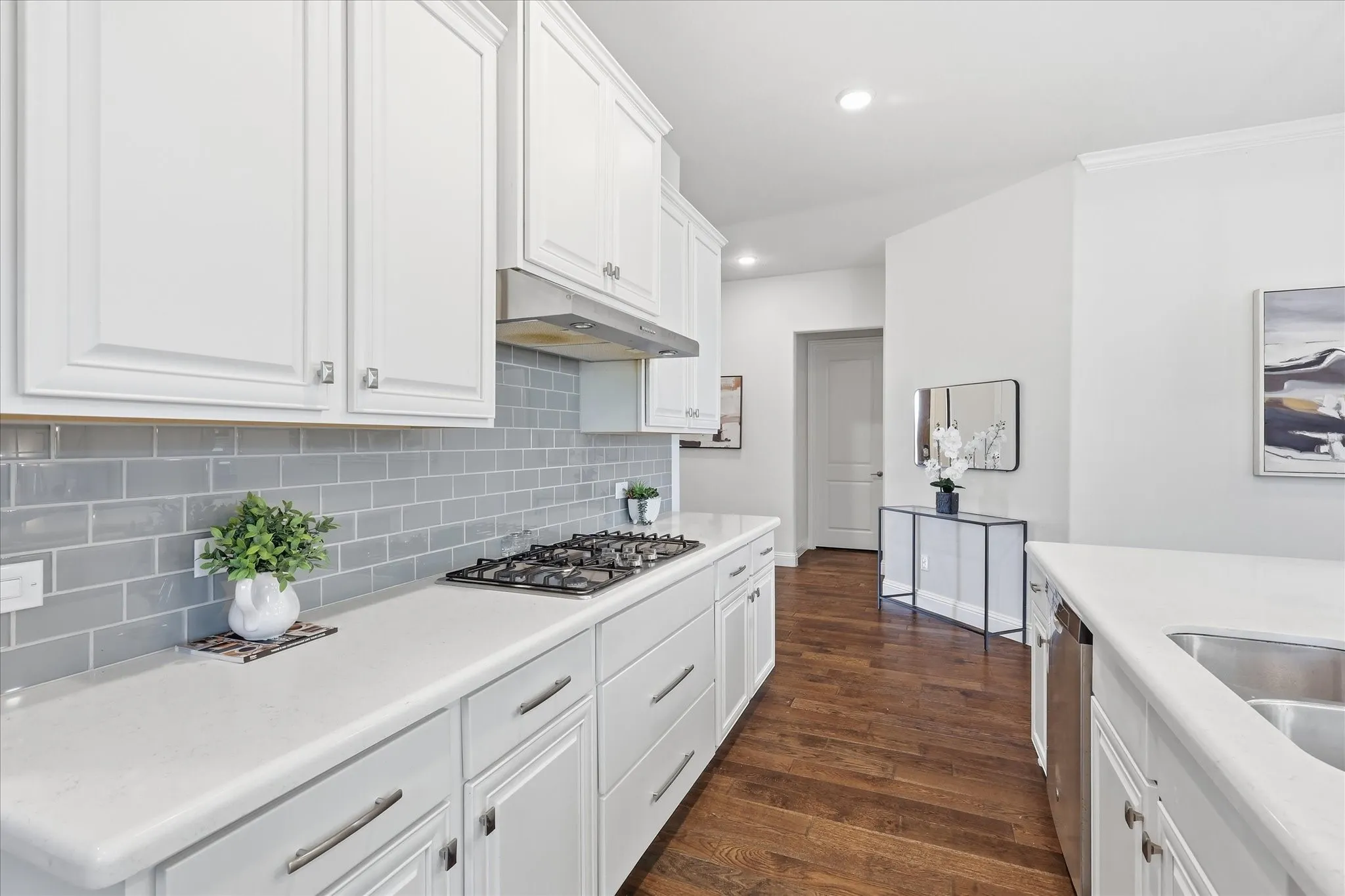 Single Family Residence For Sale in Denton County , 7609 Haddington, The Colony, Texas 75056, 2 Bedroom, 2 Bathroom, 2 Garage spaces, 2,022 Sqft, built in 2018, mls#21343372, Real Estate Agent in The Colony, Homes For Sale in Denton county, Homes For Sale in The Colony, Realtor in The Colony Texas, Real Estate Brokerage Independent Realty Texas, Luminita Cordes Realtor
