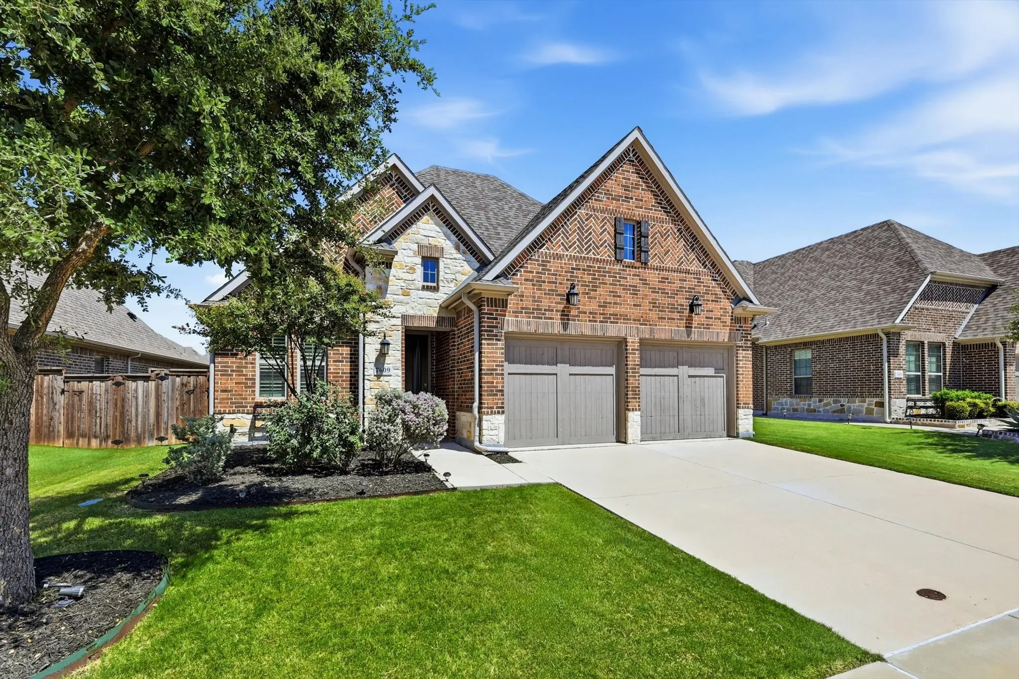 Single Family Residence For Sale in Denton County , 7609 Haddington, The Colony, Texas 75056, 2 Bedroom, 2 Bathroom, 2 Garage spaces, 2,022 Sqft, built in 2018, mls#21343372, Real Estate Agent in The Colony, Homes For Sale in Denton county, Homes For Sale in The Colony, Realtor in The Colony Texas, Real Estate Brokerage Independent Realty Texas, Luminita Cordes Realtor