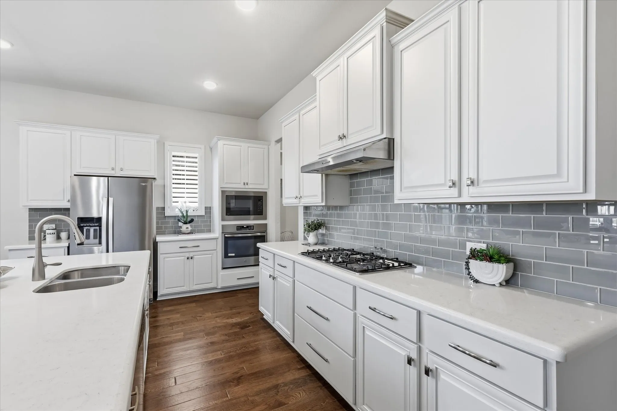 Single Family Residence For Sale in Denton County , 7609 Haddington, The Colony, Texas 75056, 2 Bedroom, 2 Bathroom, 2 Garage spaces, 2,022 Sqft, built in 2018, mls#21343372, Real Estate Agent in The Colony, Homes For Sale in Denton county, Homes For Sale in The Colony, Realtor in The Colony Texas, Real Estate Brokerage Independent Realty Texas, Luminita Cordes Realtor
