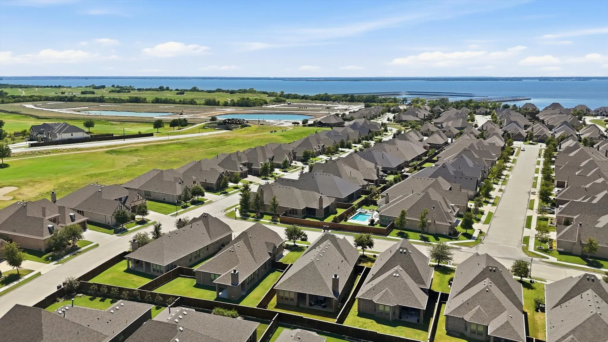 Single Family Residence For Sale in Denton County , 7609 Haddington, The Colony, Texas 75056, 2 Bedroom, 2 Bathroom, 2 Garage spaces, 2,022 Sqft, built in 2018, mls#21343372, Real Estate Agent in The Colony, Homes For Sale in Denton county, Homes For Sale in The Colony, Realtor in The Colony Texas, Real Estate Brokerage Independent Realty Texas, Luminita Cordes Realtor