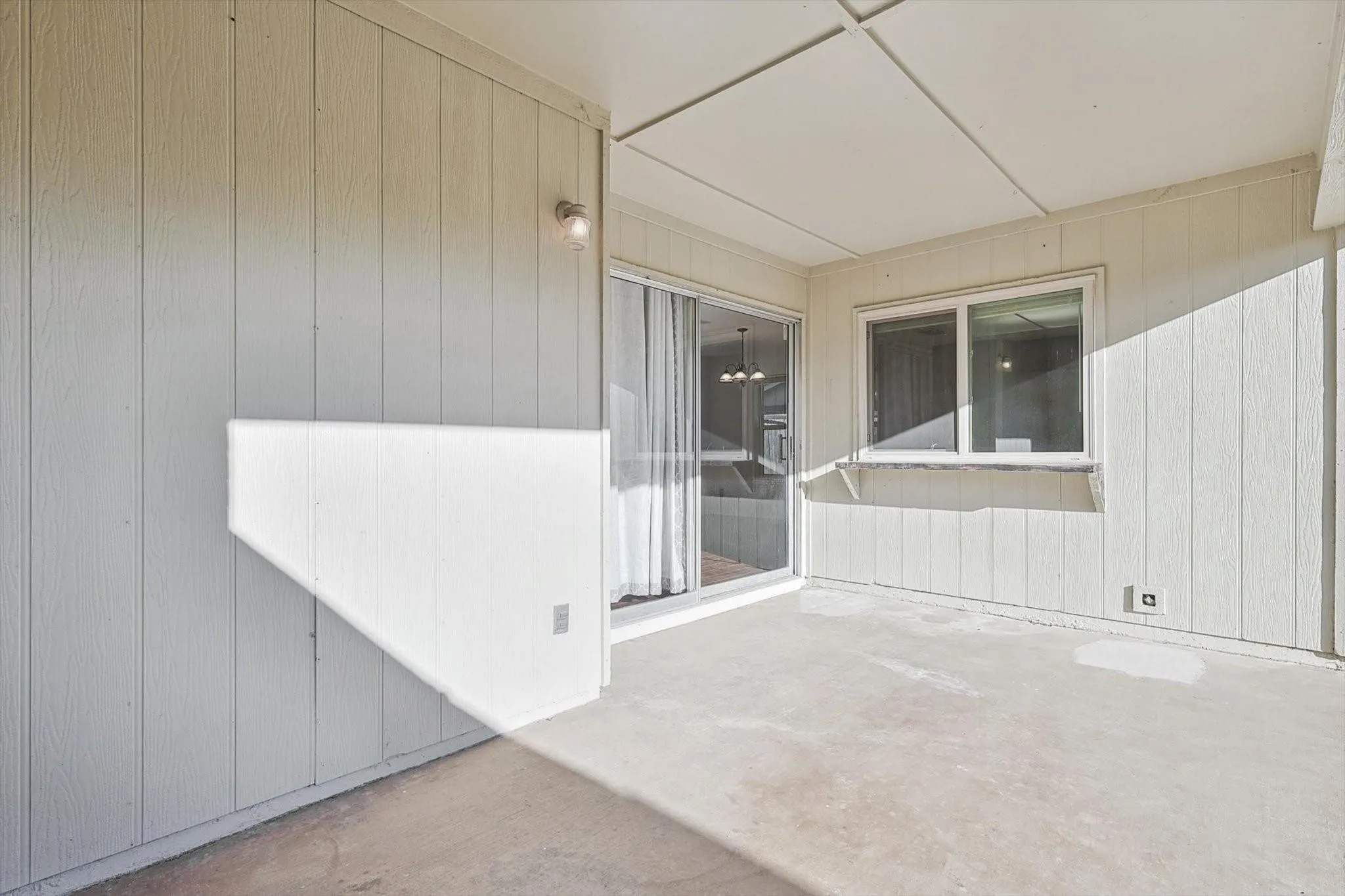Single Family Residence For Rent in Dallas County , 338 Edgewood Drive, Coppell, Texas 75019, 4 Bedroom, 2 Bathroom, 2 Garage spaces, 1,538 Sqft, built in 1982, mls#21344576, Real Estate Agent in Coppell, Homes For Rent in Dallas county, Homes For Rent in Coppell, Realtor in Coppell Texas, Real Estate Brokerage Independent Realty Texas, Luminita Cordes Realtor
