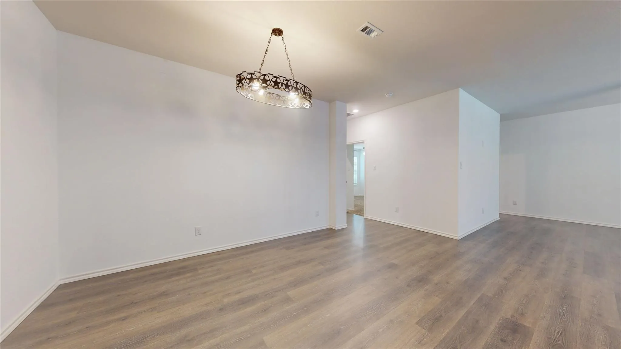 Single Family Residence For Rent in Collin County , 717 Cottonwood Way, Royse City, Texas 75189, 4 Bedroom, 3 Bathroom, 2 Garage spaces, 2,073 Sqft, built in 2020, mls#21344642, Real Estate Agent in Royse City, Homes For Rent in Collin county, Homes For Rent in Royse City, Realtor in Royse City Texas, Real Estate Brokerage Independent Realty Texas, Luminita Cordes Realtor